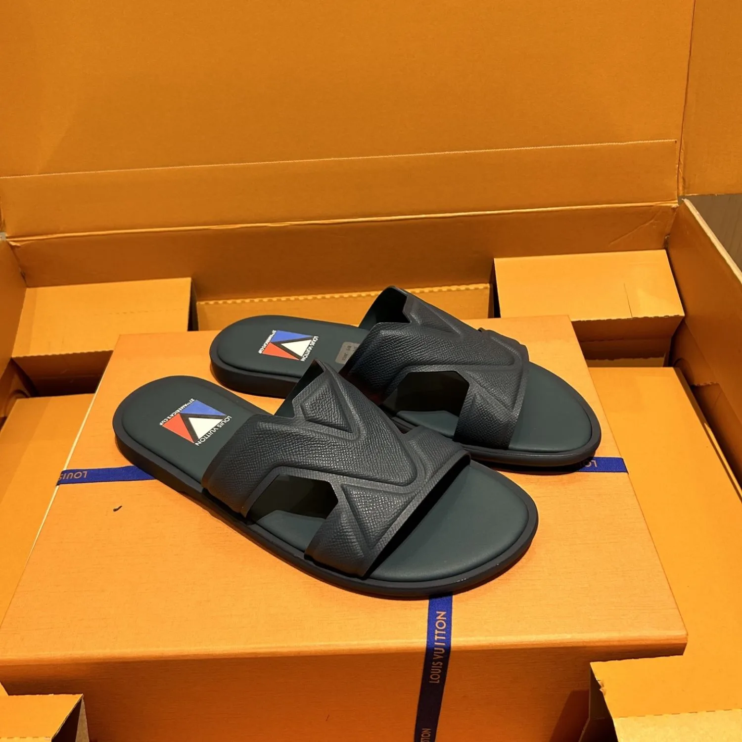 Louis Vuitton Oasis Mule Gray Blue - Image 2