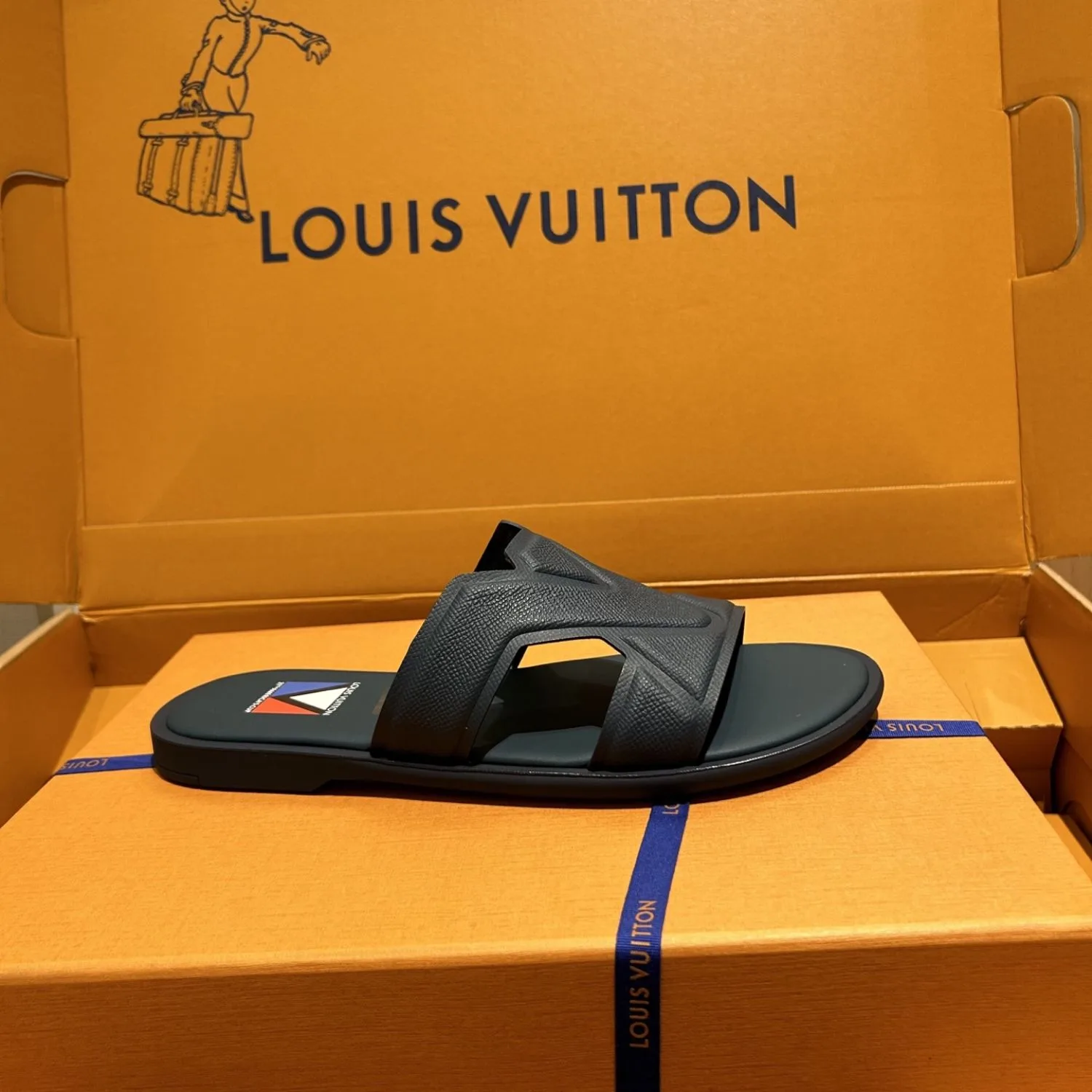 Louis Vuitton Oasis Mule Gray Blue - Image 4