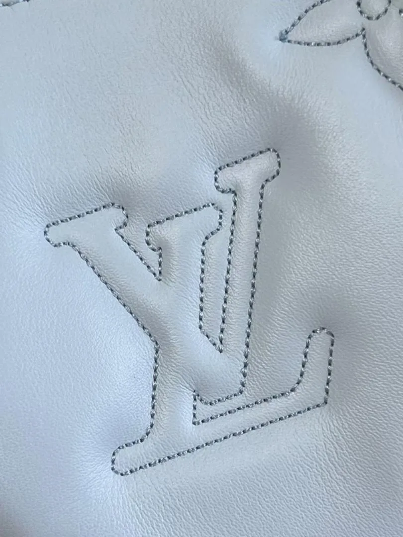 Louis Vuitton Over The Moon Light Blue - Image 4