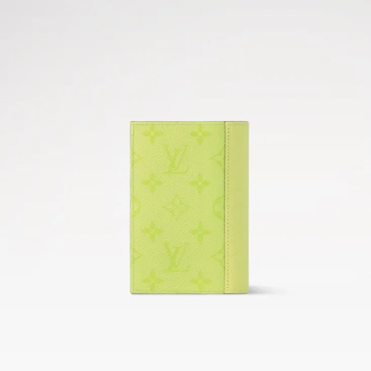 Louis Vuitton Passport Cover Lemon Yellow / - Image 4