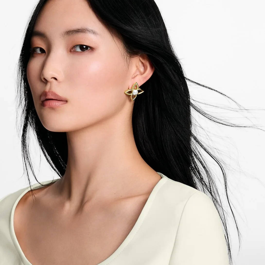 Alternative view of Louis Vuitton Pearly Flower Stud Earrings White Gold Hardware