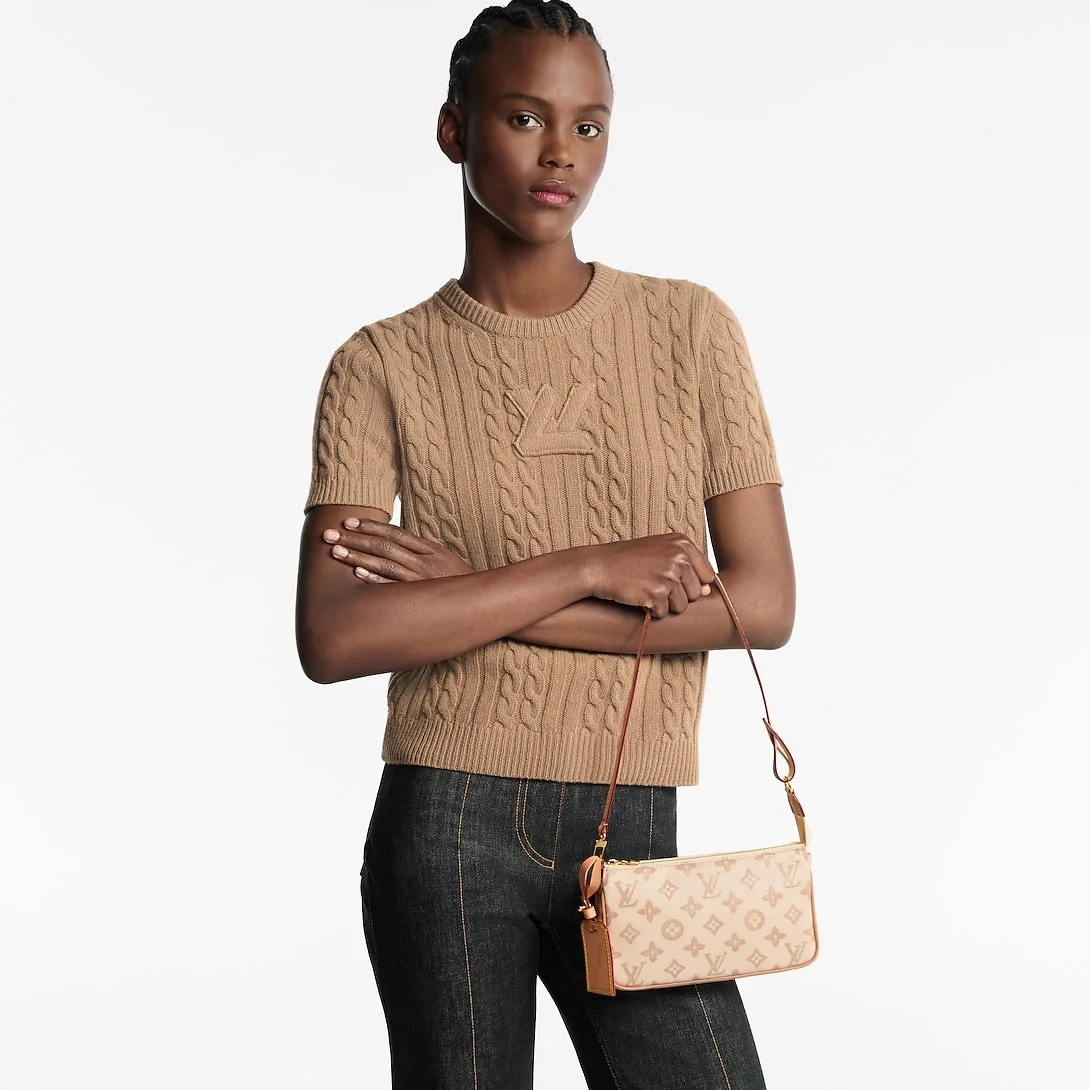 Louis Vuitton Pochette Accessoires Shoulder Bag / Linen Monogram Origine Gold Hardware - Image 3