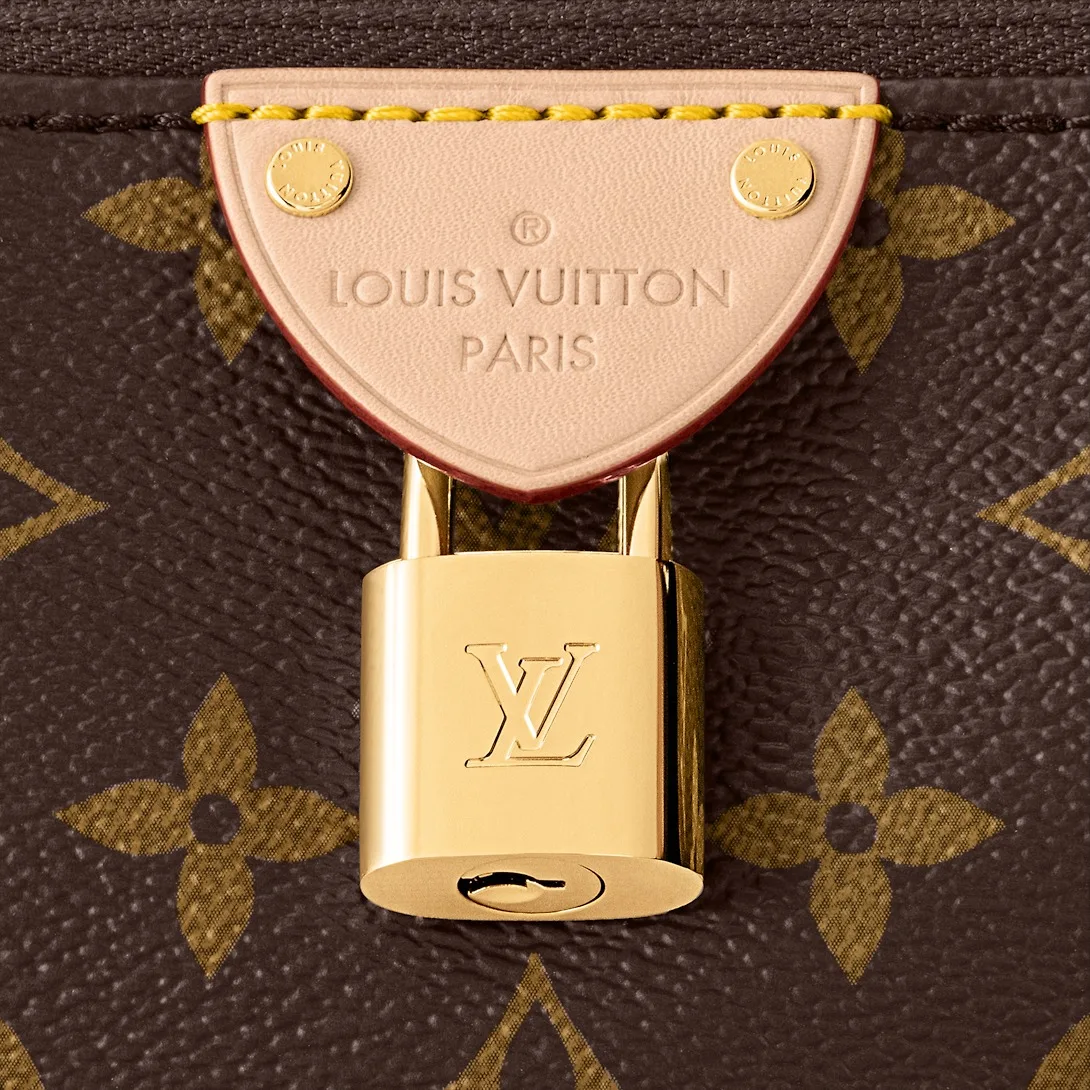 Louis Vuitton Pochette Tirette Shoulder Bag / Brown Monogram Gold Hardware - Image 4