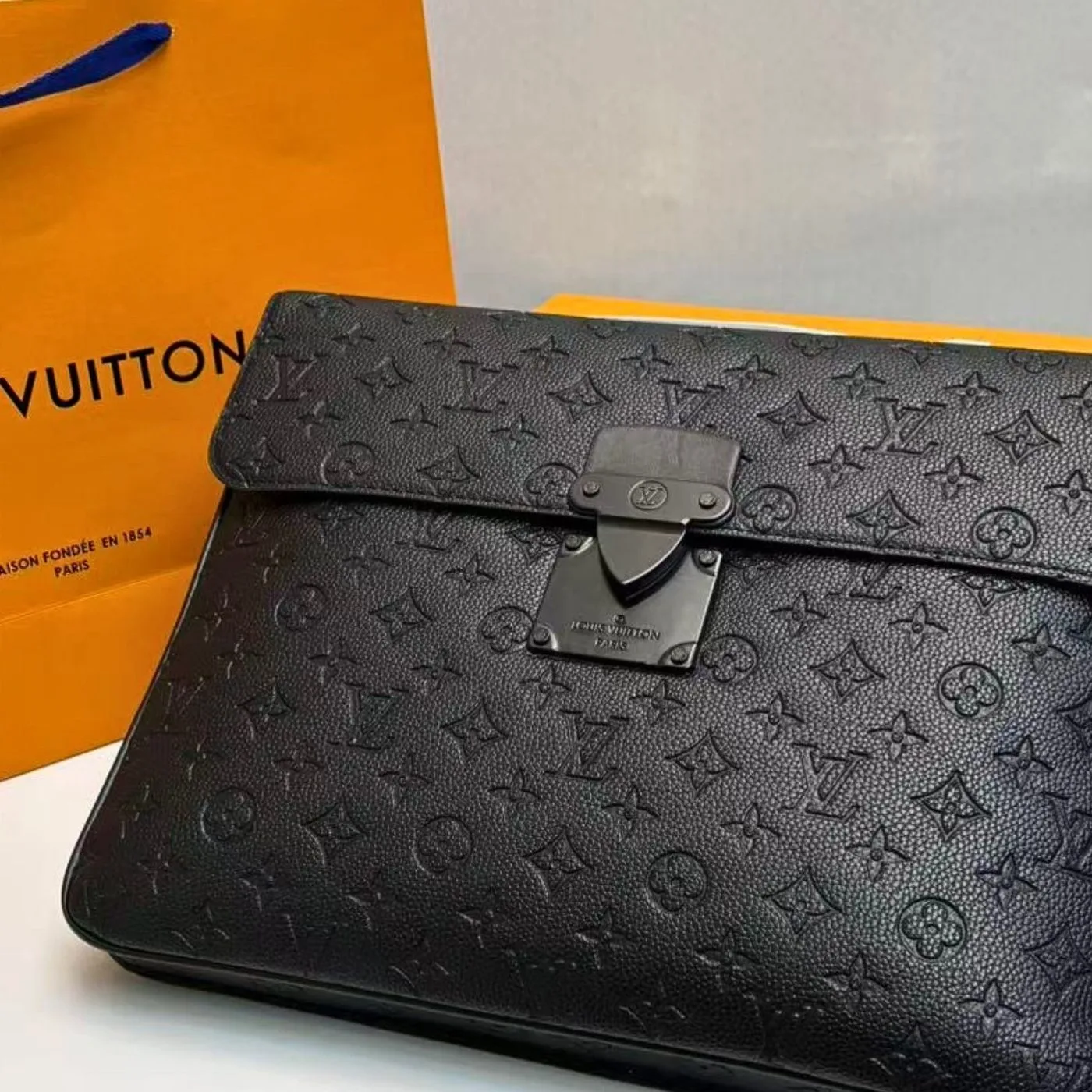 Louis Vuitton S-Lock Briefcase Taurillon Monogram Black - Image 4