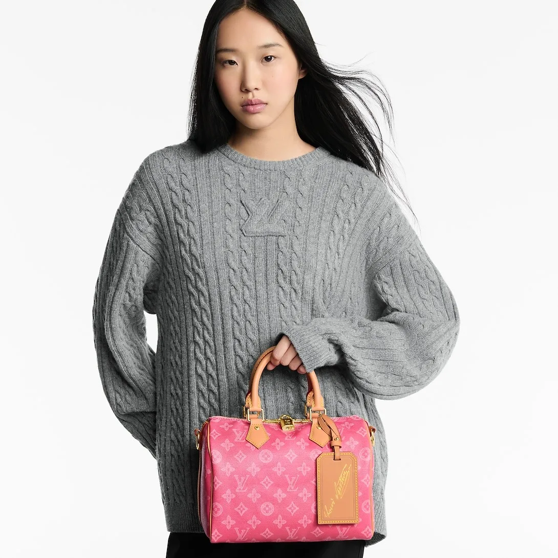 Louis Vuitton Speedy Bandouliere 25 Top Handle Bag / Monogram Origine Rose Ruban Gold Hardware - Image 2