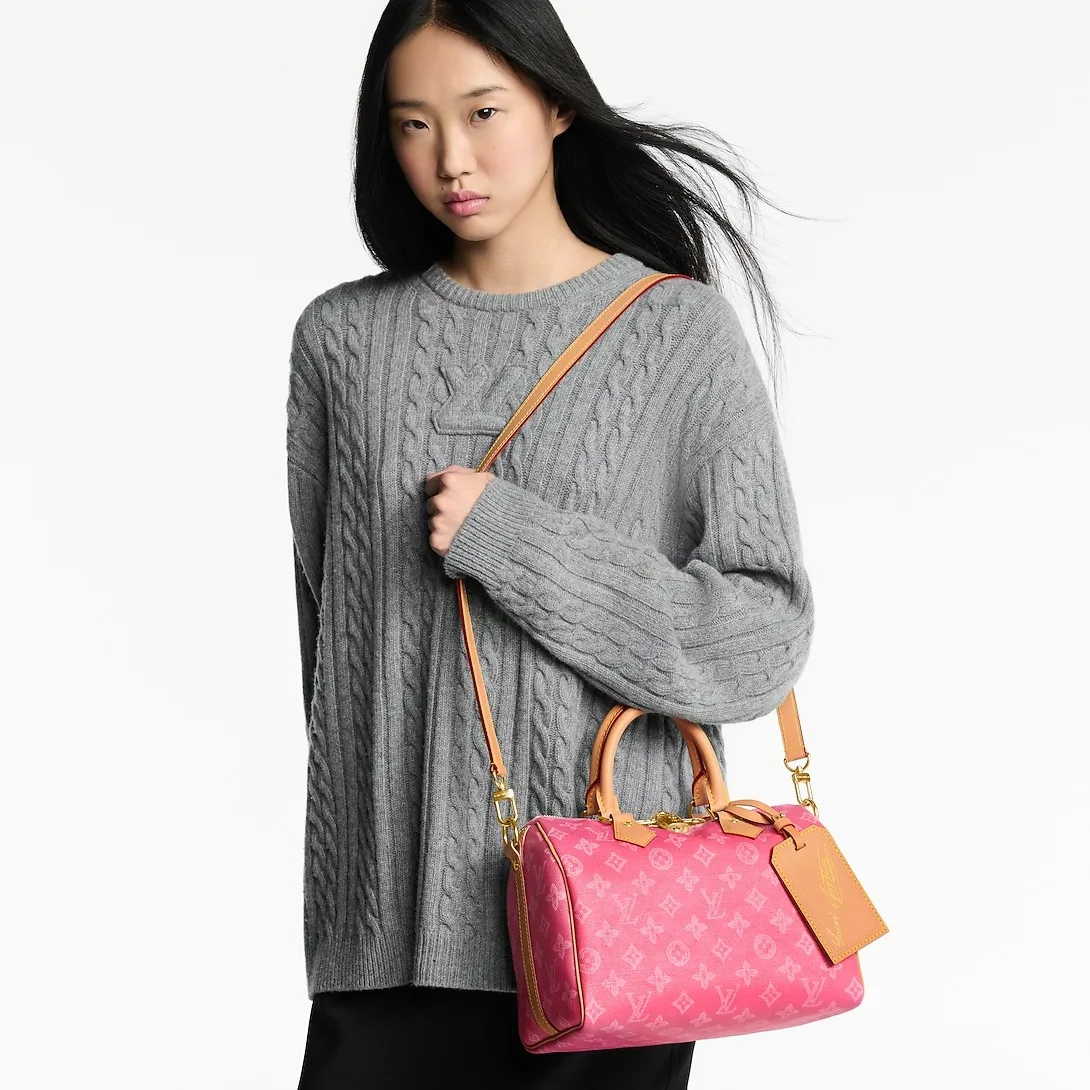Louis Vuitton Speedy Bandouliere 25 Top Handle Bag / Monogram Origine Rose Ruban Gold Hardware - Image 3