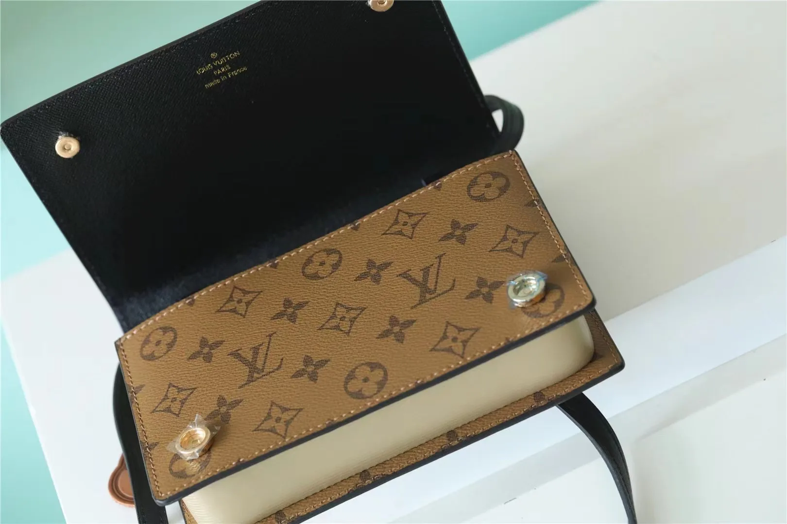 Louis Vuitton LV Book Chain Wallet Brown / - Image 3