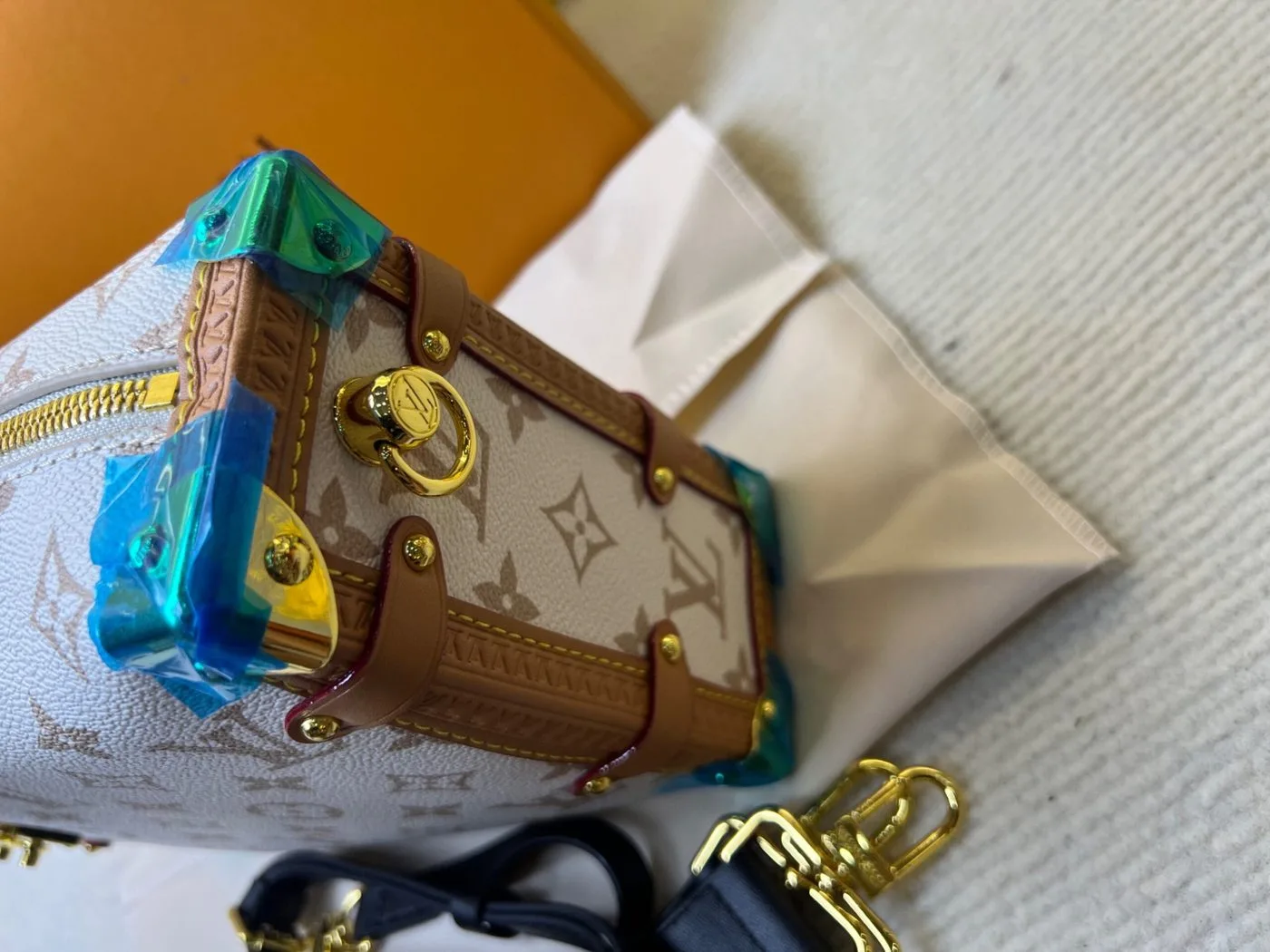 Alternative view of Louis Vuitton Side Trunk MM Beige
