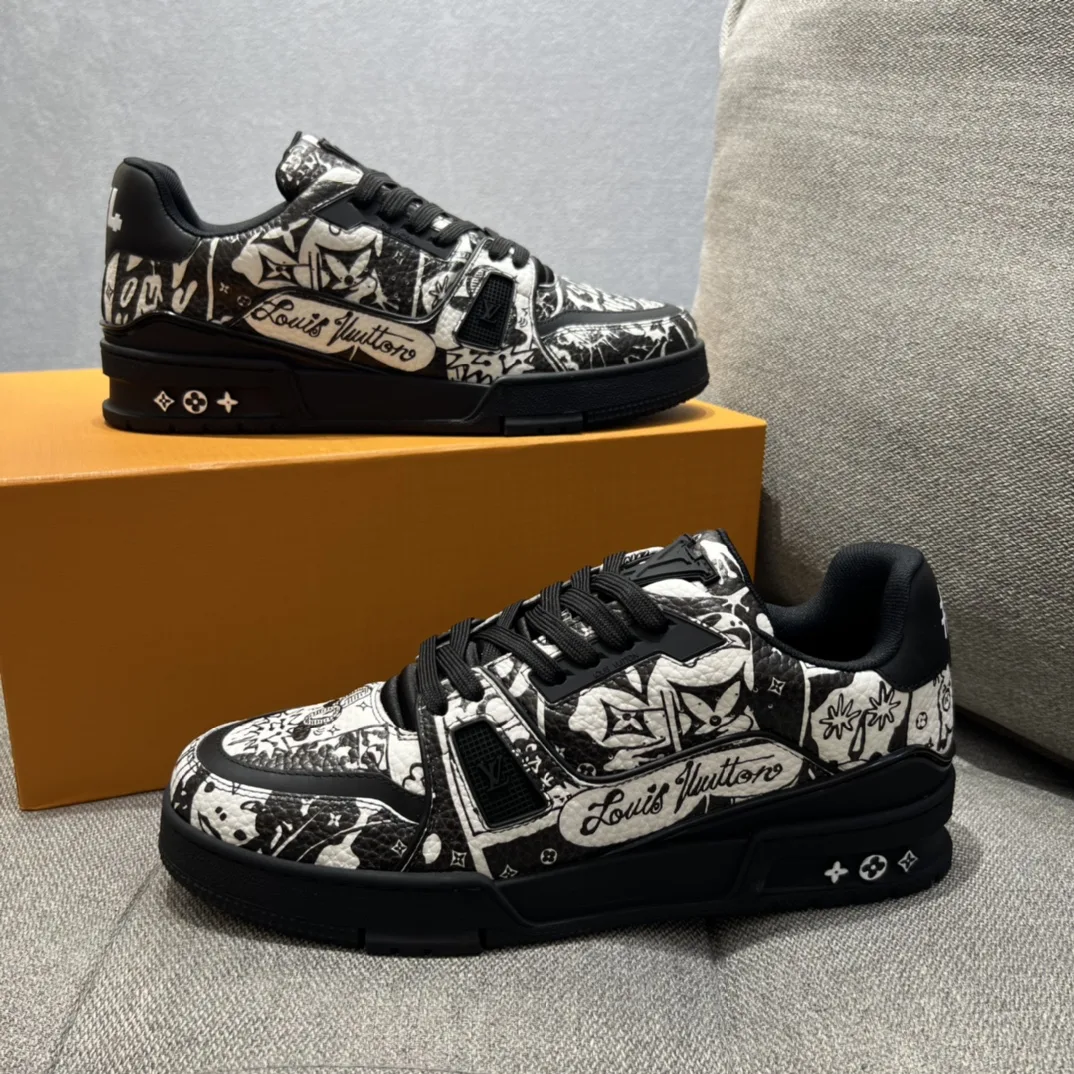 Louis Vuitton LV Trainer Sneaker Black 1AB9WZ - Image 3