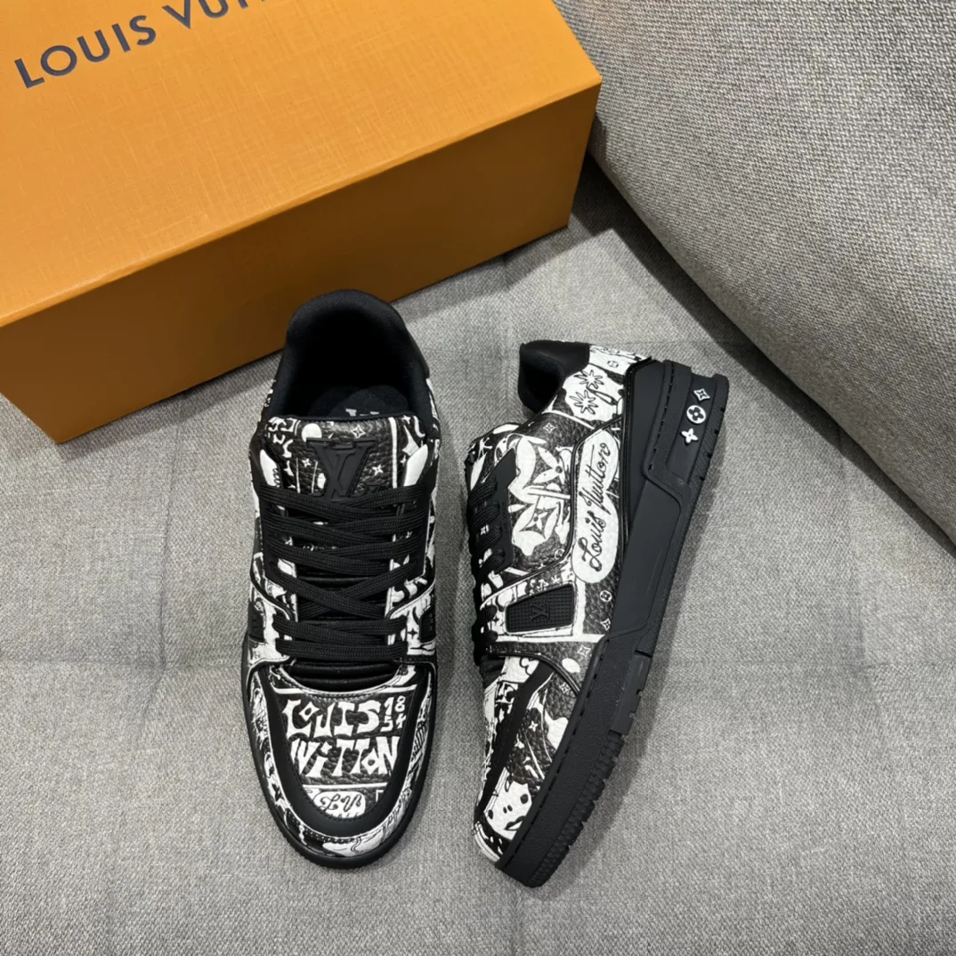 Louis Vuitton LV Trainer Sneaker Black 1AB9WZ - Image 4