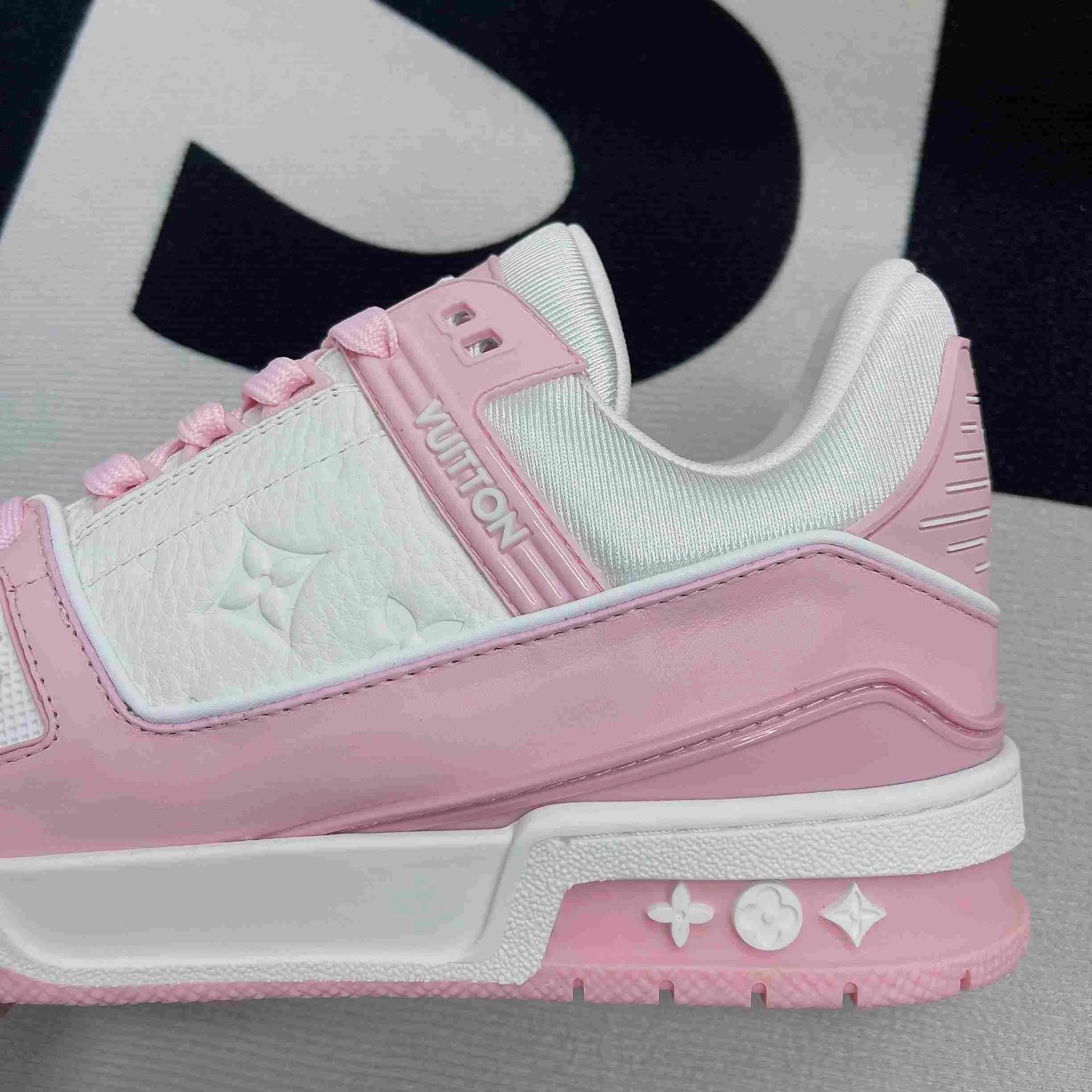 Louis Vuitton Trainer Sneaker Pink - 1ACFXH - Image 4