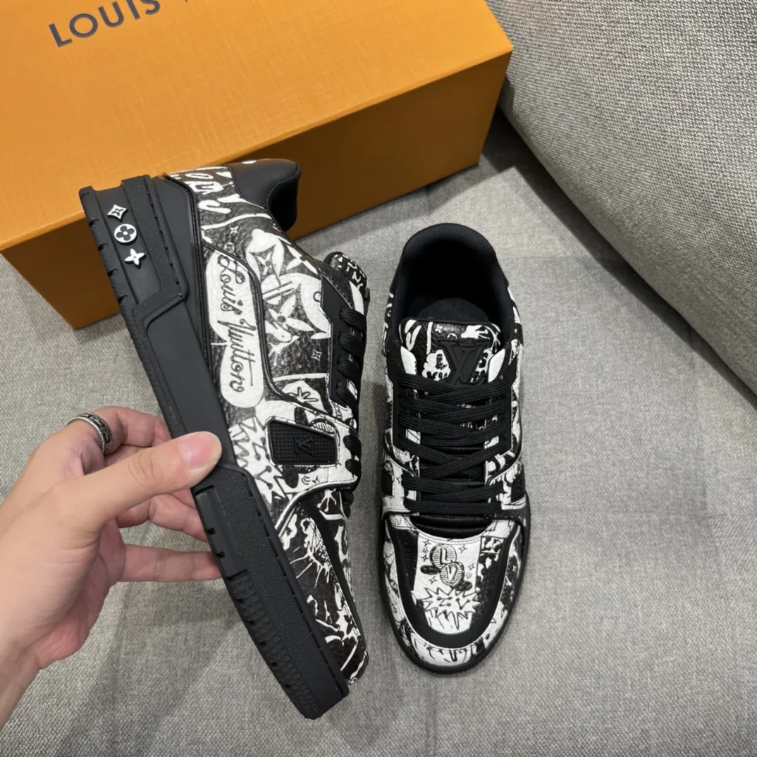 Louis Vuitton LV Trainer Sneaker Black 1AB9WZ - Image 8