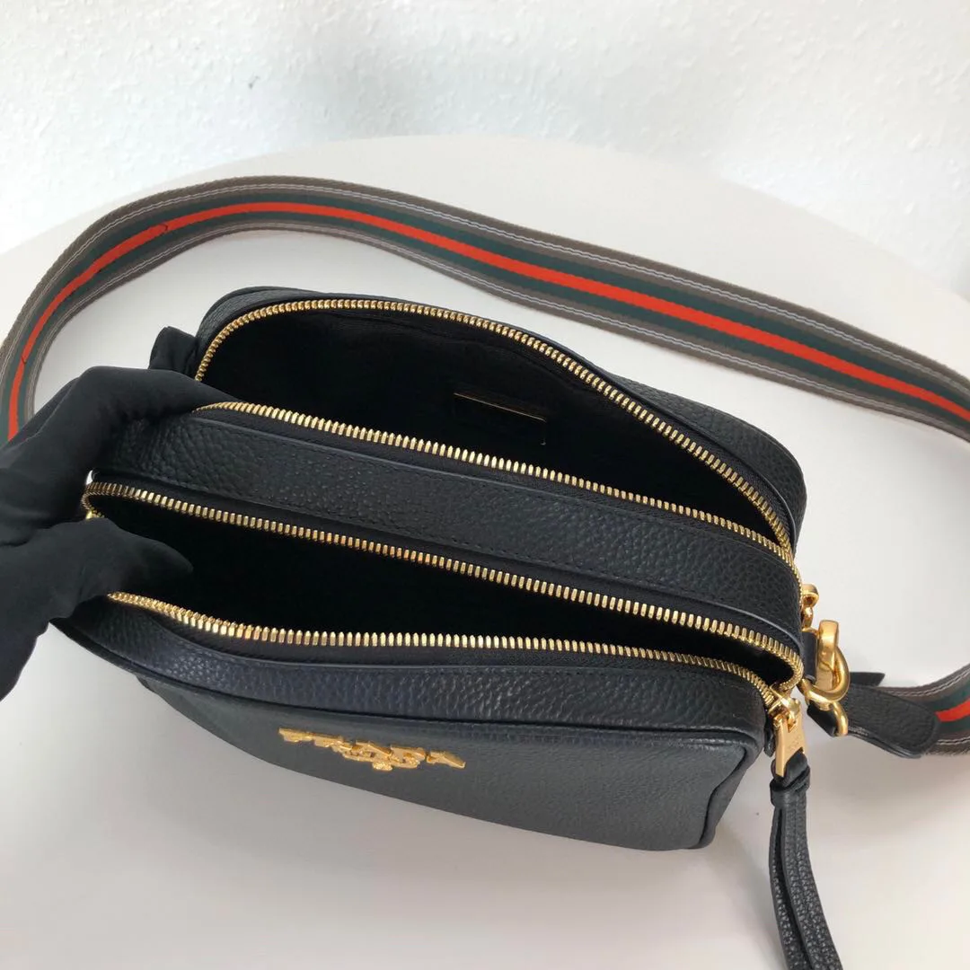Medium Camera Bag With Gold Tone Hardware In Black / - Image 9