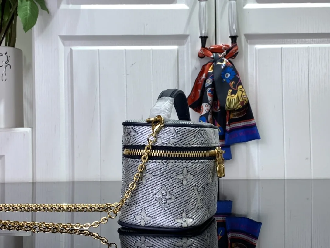 Louis Vuitton Micro Vanity Bag Silver Tone / - Image 3
