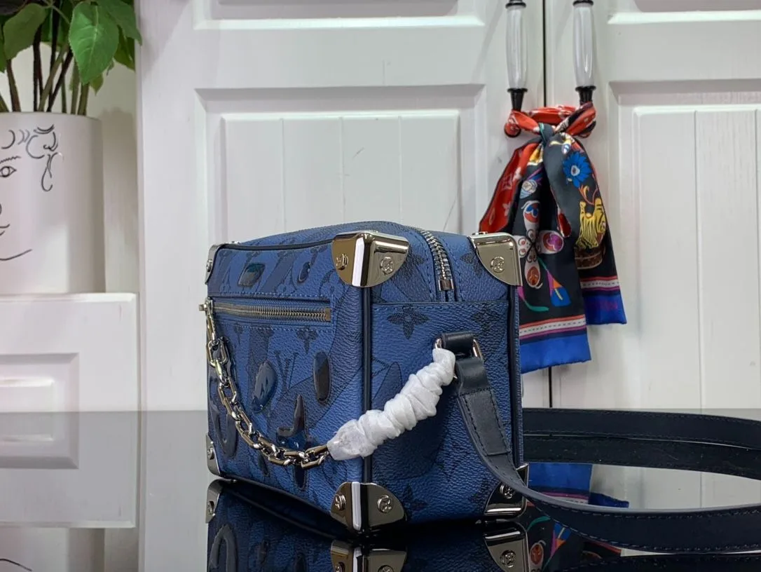 Louis Vuitton Mini Soft Trunk Blue / - Image 3