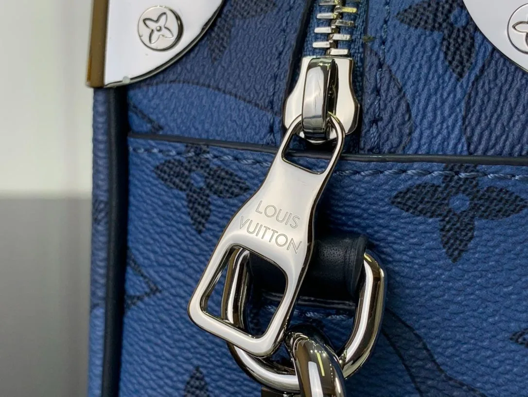 Louis Vuitton Mini Soft Trunk Blue / - Image 6