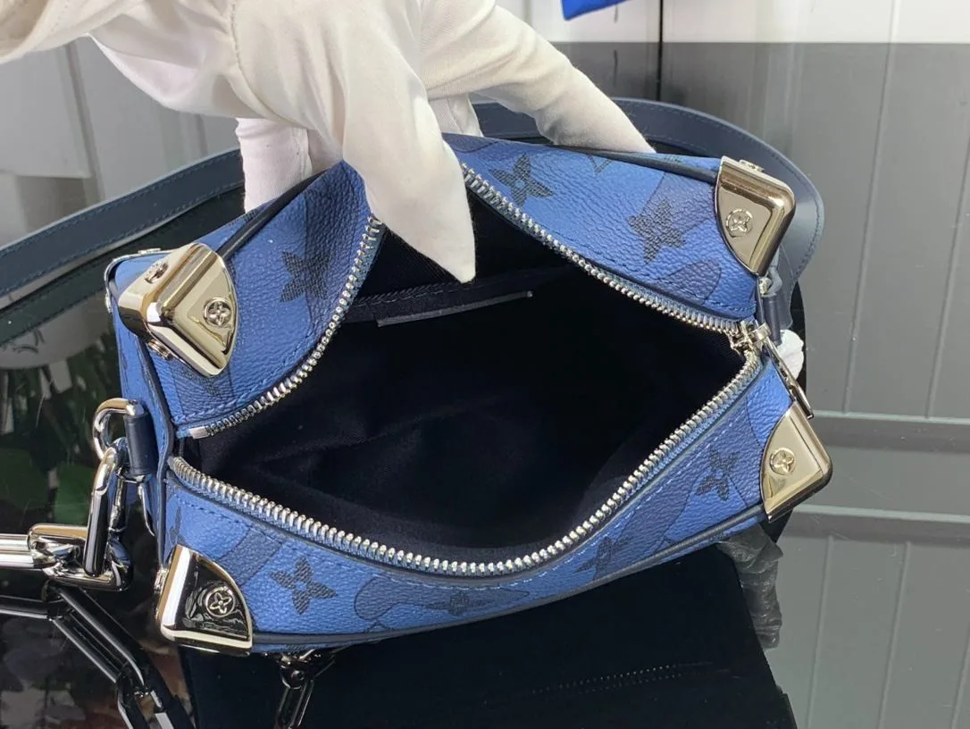 Louis Vuitton Mini Soft Trunk Blue / - Image 9