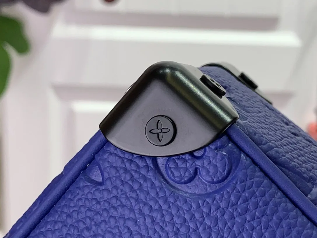 Louis Vuitton Mini Soft Trunk Blue / - Image 7