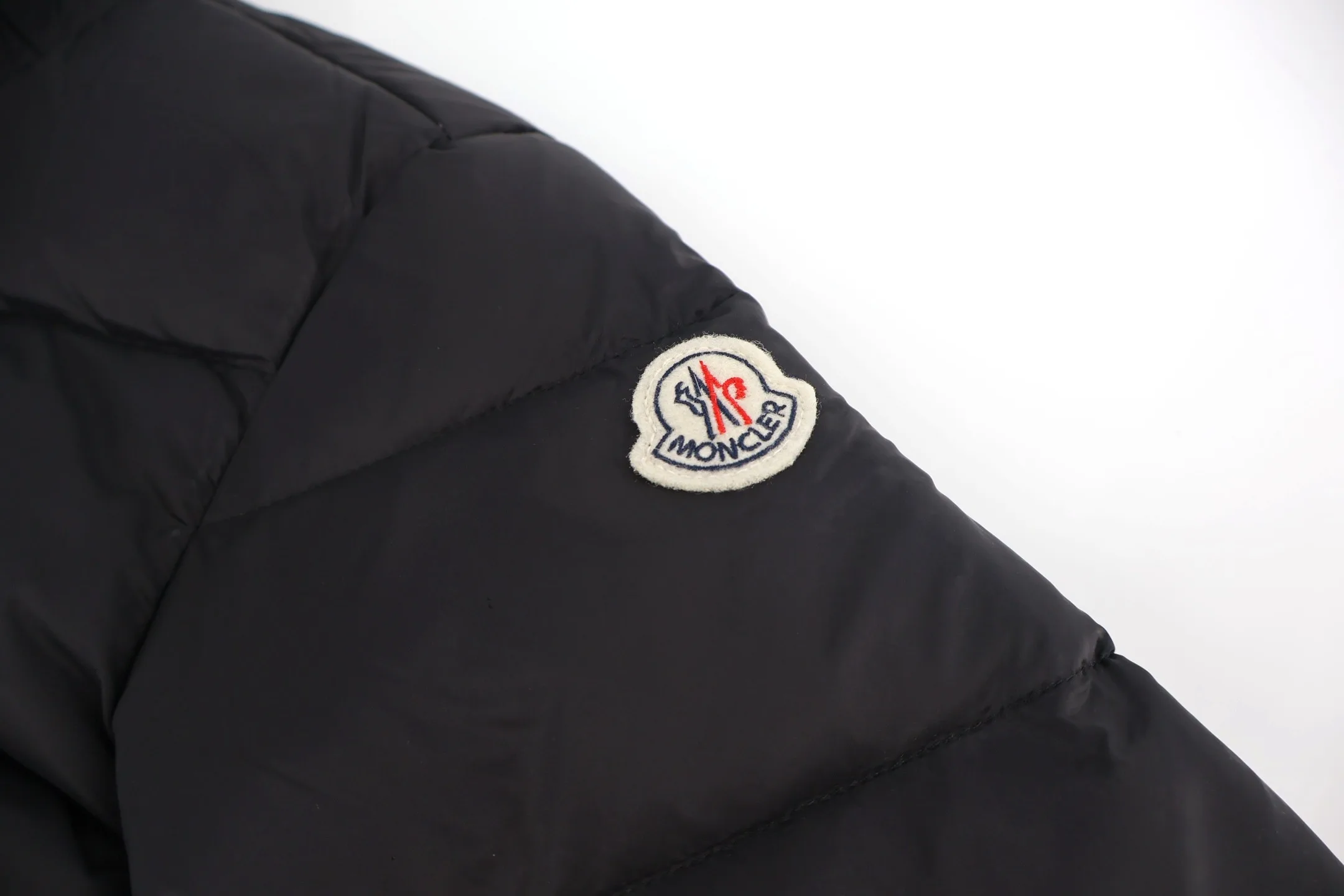Moncler Boed Hooded Shearling-Trimmed Short Down Jacket Black - Image 8