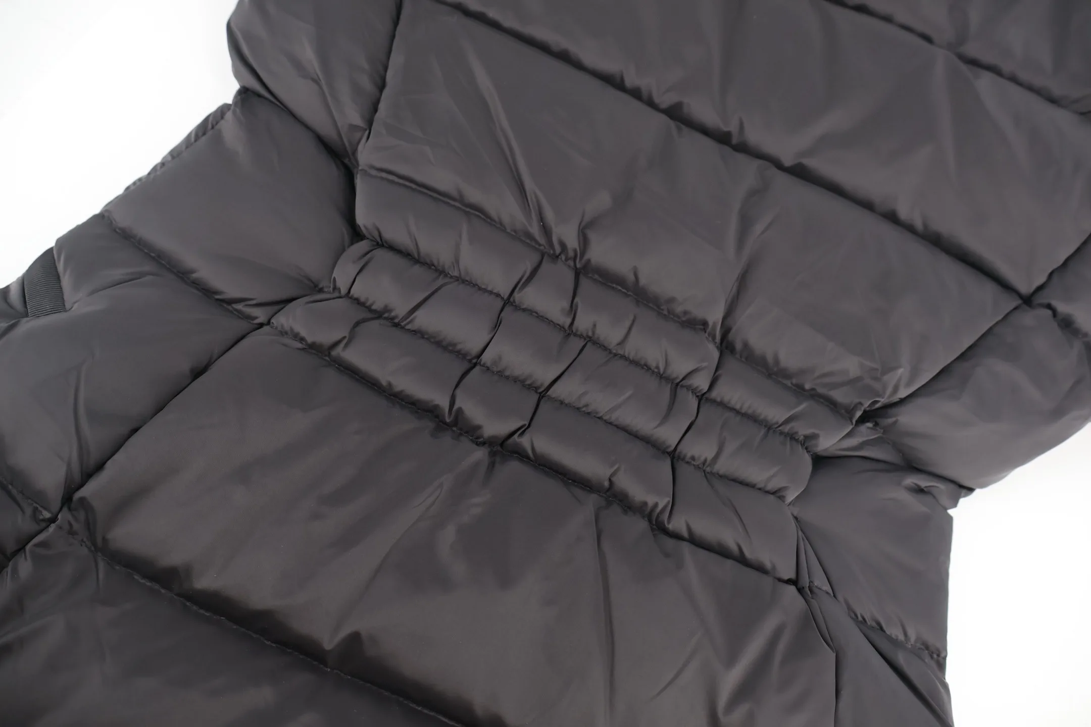 Moncler Boed Hooded Shearling-Trimmed Short Down Jacket Black - Image 4