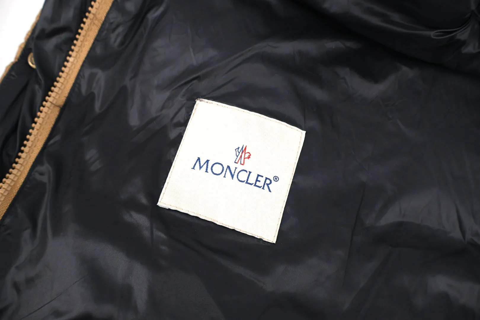 Moncler Castelnou Square-Quilted Hooded Short Down Jacket Beige - Image 9