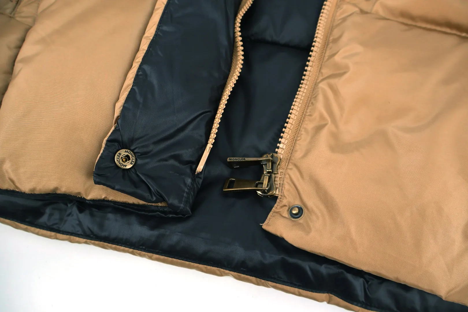 Moncler Castelnou Square-Quilted Hooded Short Down Jacket Beige - Image 8