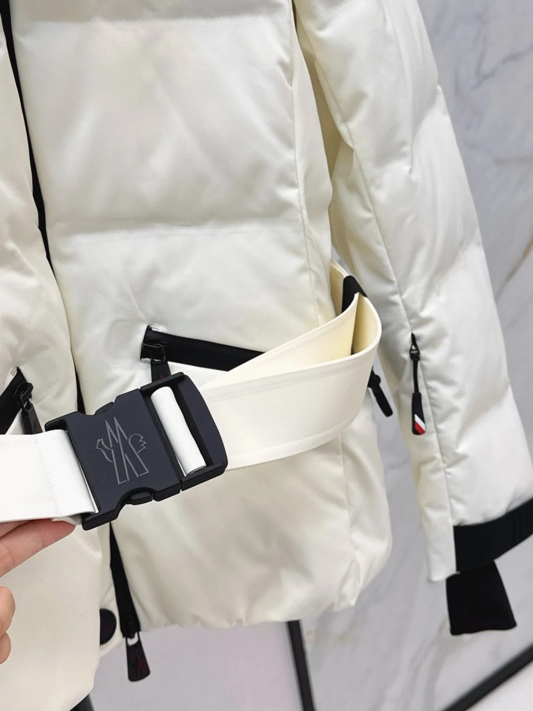 Moncler Tolima Hooded Down Ski Jacket White - Image 4