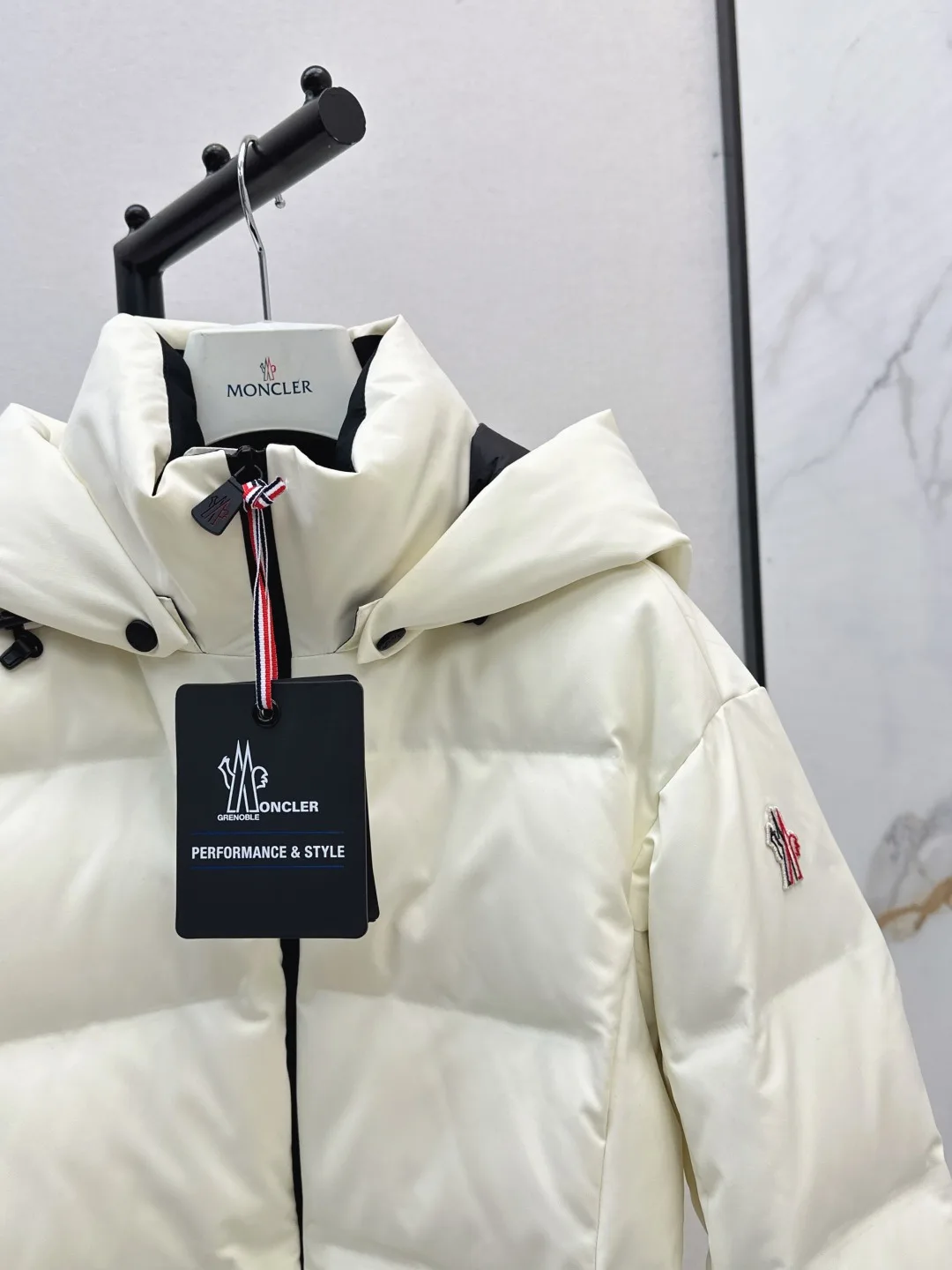 Moncler Tolima Hooded Down Ski Jacket White - Image 5