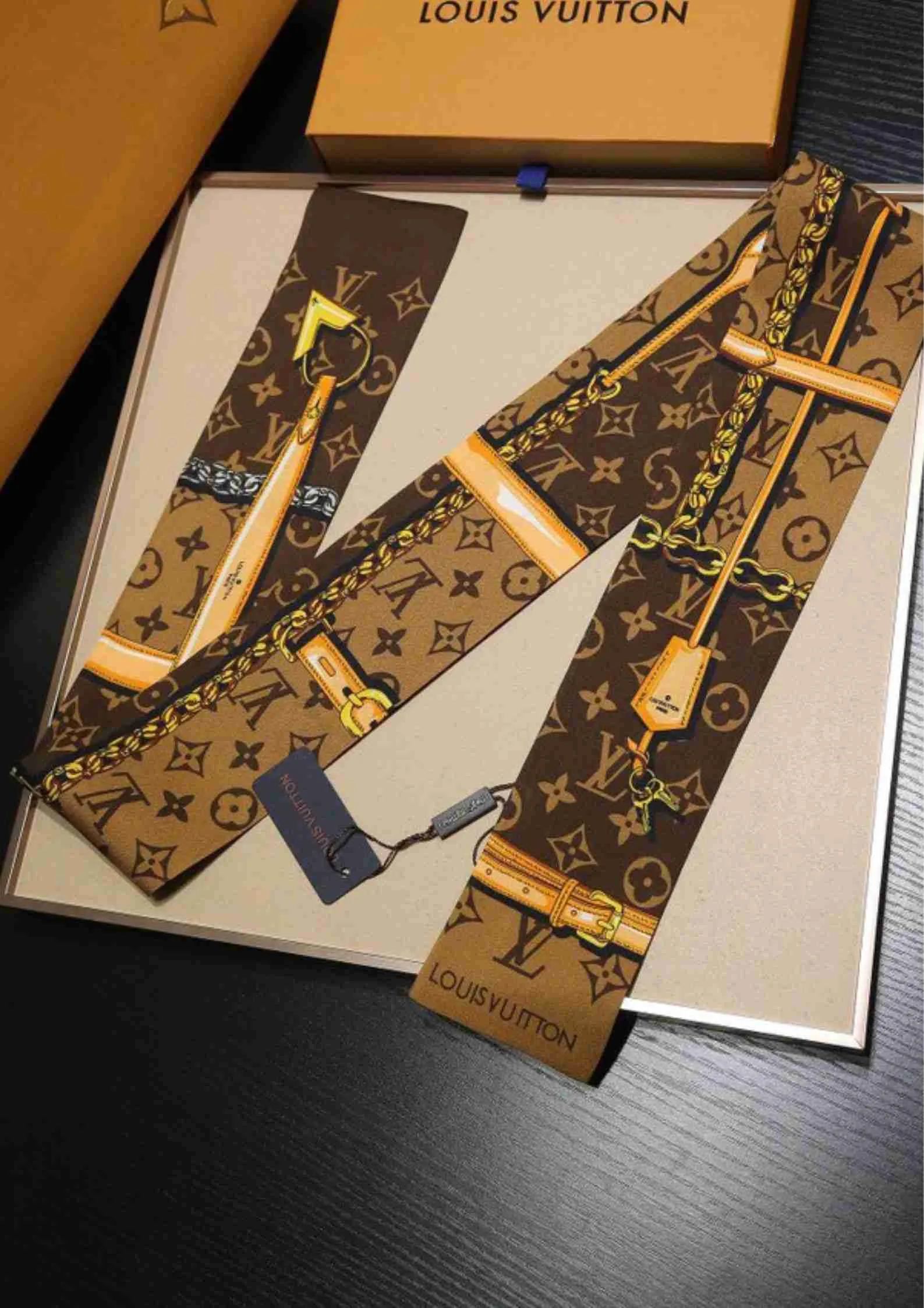 Louis Vuitton Monogram Confidential Bandeau Brown - Image 7