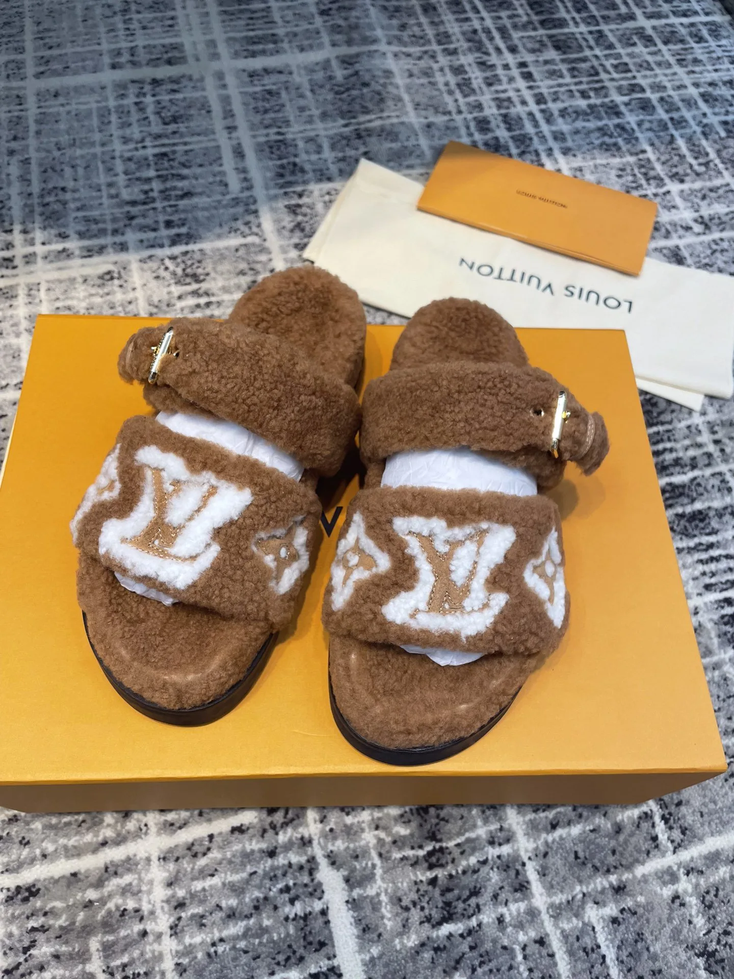 Louis Vuitton Paseo Flat Comfort Mule Black LV 1AACR8 - Image 8