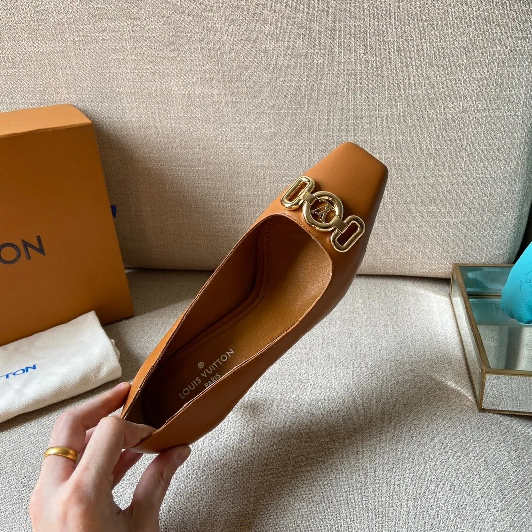 Alternative view of Louis Vuitton Women’s Rotary Pump Brown