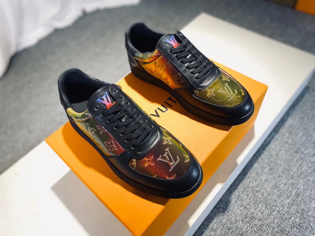 Louis Vuitton Rivoli Sneaker Multicolor - Image 3