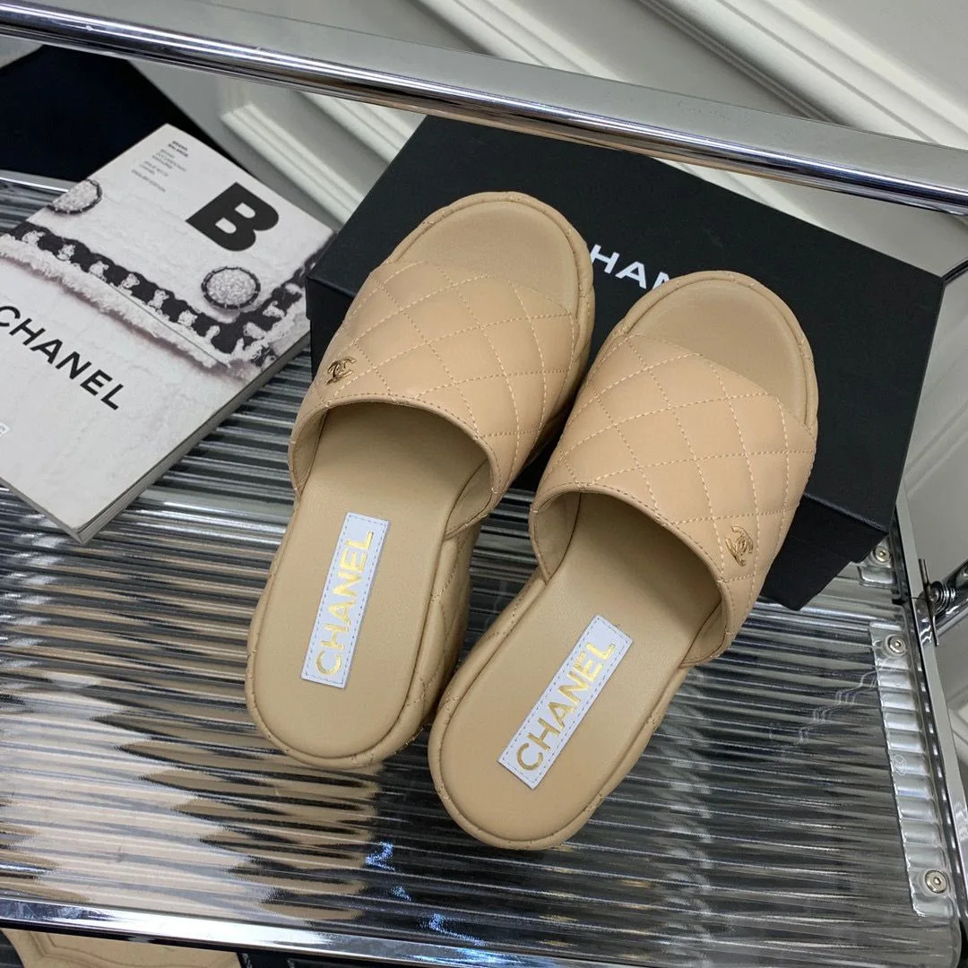 Chanel Platform Slide Beige / - Image 5