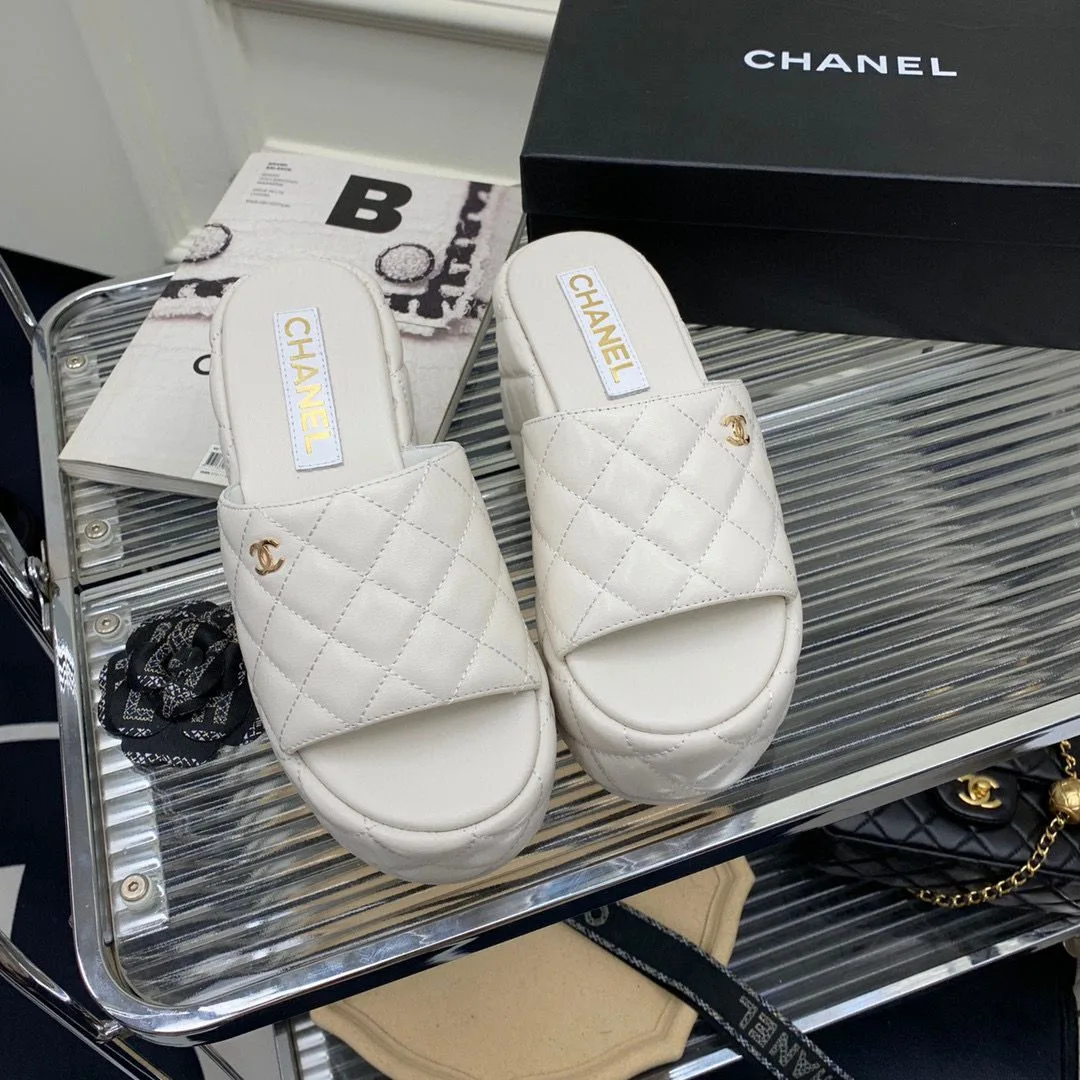 Chanel Platform Slide White / - Image 7