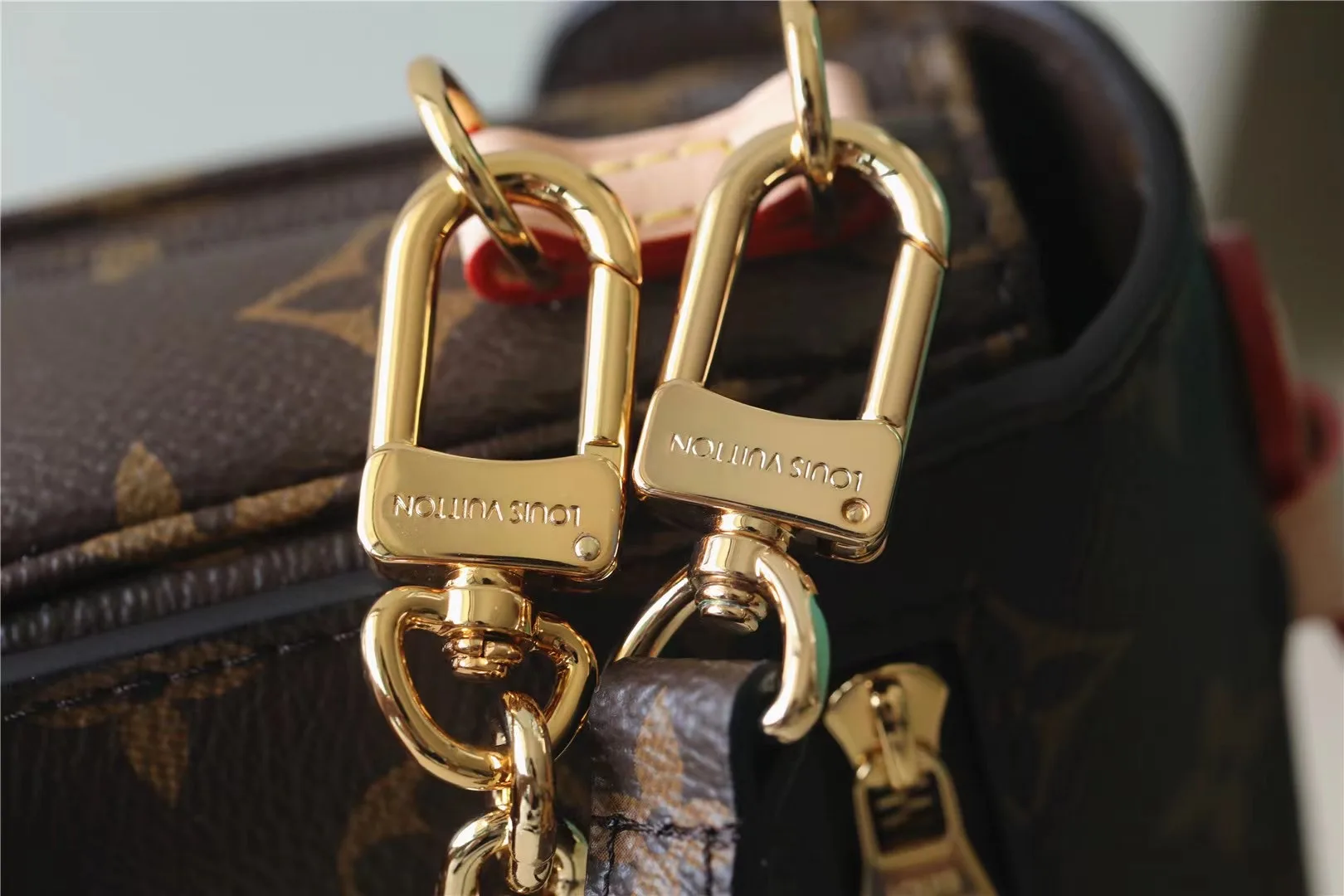 Louis Vuitton Pochette Metis East West Shoulder Bag / Brown Monogram Canvas Gold Hardware ? - Image 11