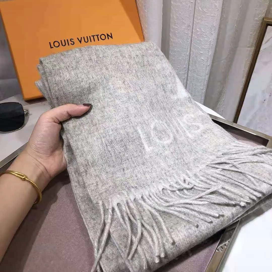 Alternative view of Louis Vuitton Reykjavik Scarf Grey