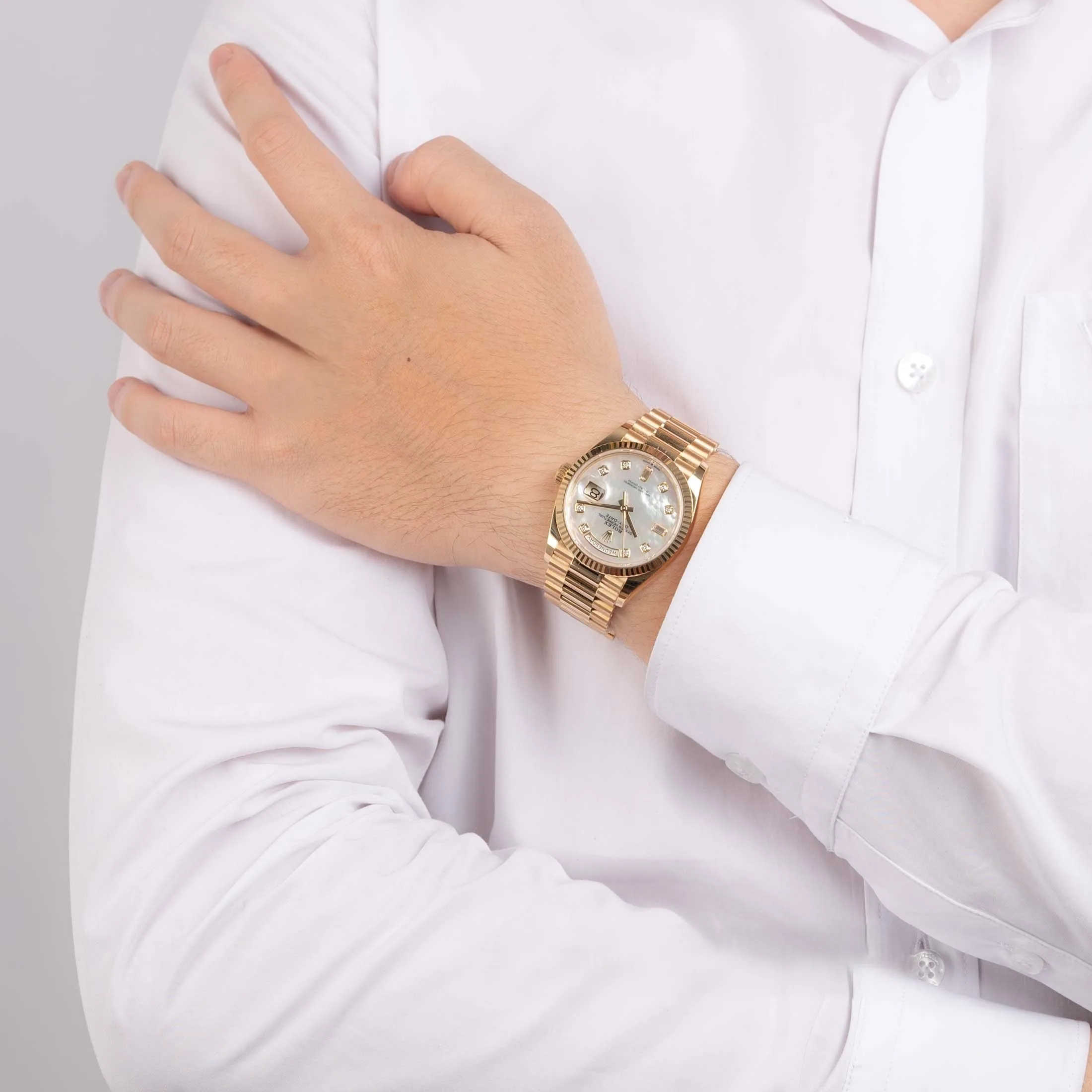 Alternative view of Rolex Day-Date 36 Watch Gold Toned White Pearl Dial -0011
