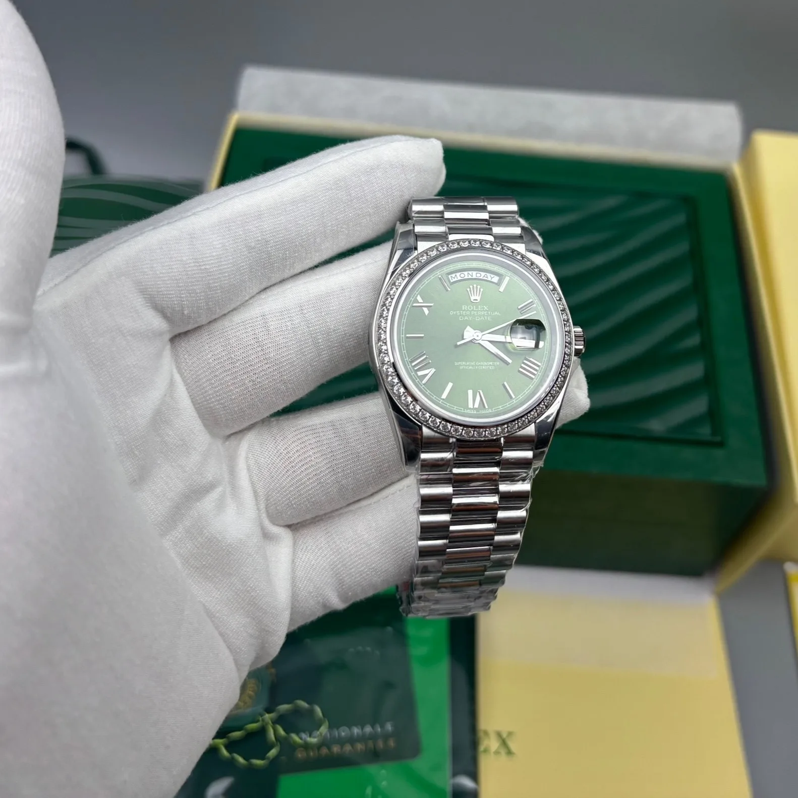 Rolex Day-Date 40 Watch Silver Toned Olive Green Dial -0020 - Image 7
