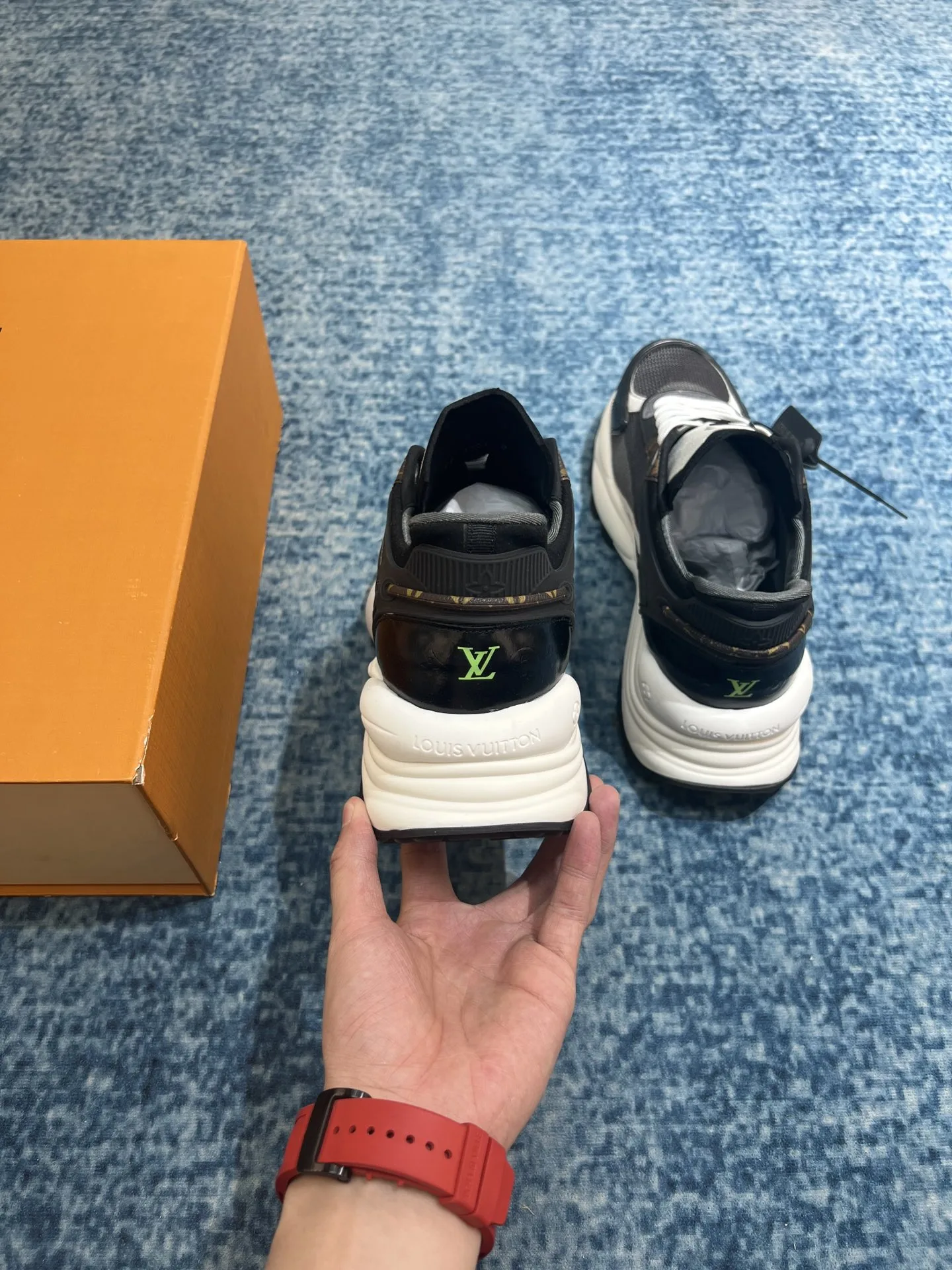 Louis Vuitton Run 55 Sneaker Blue 1ABHQF - Image 3