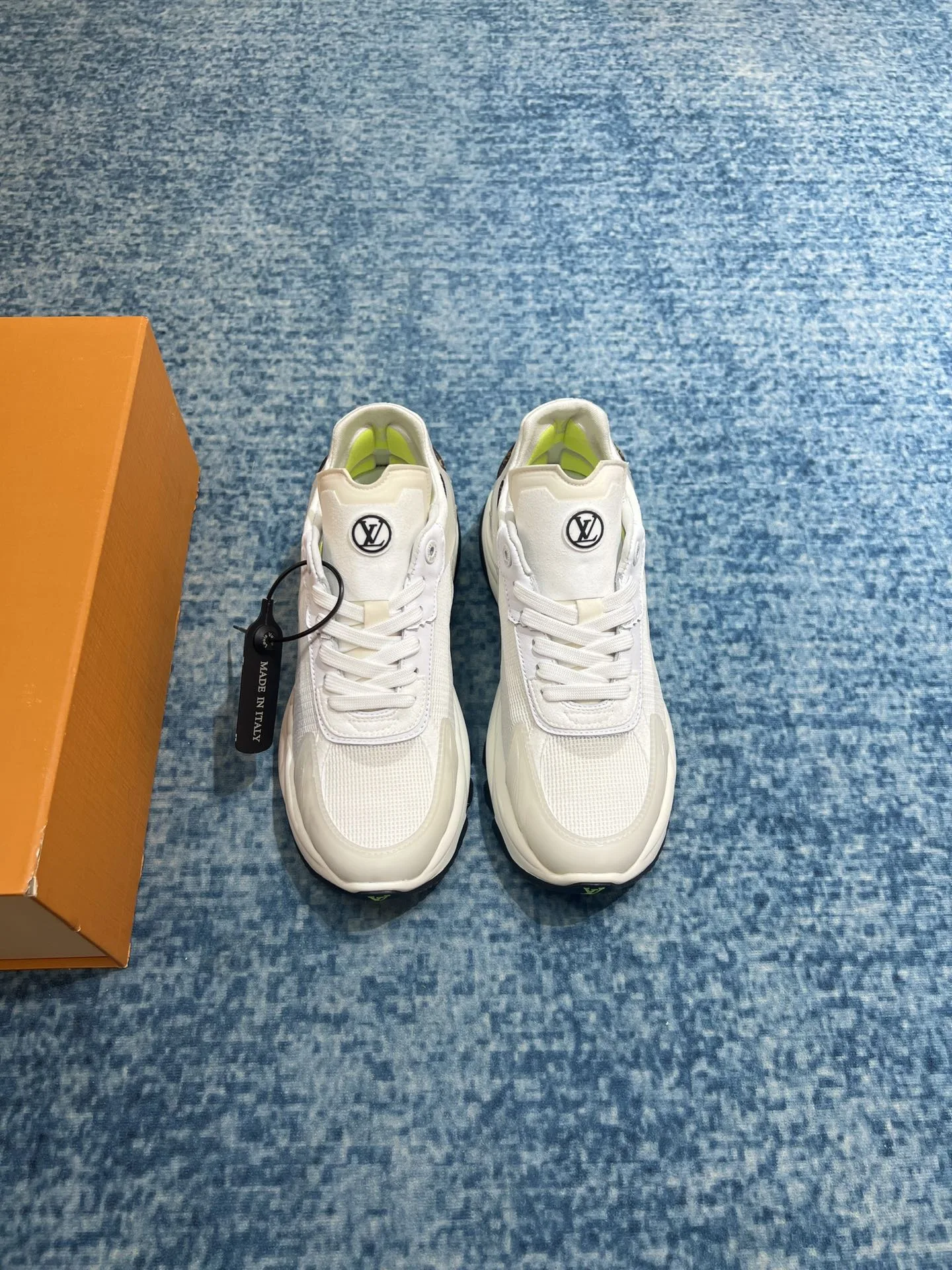 Louis Vuitton Run 55 Sneaker White 1AASDF - Image 7
