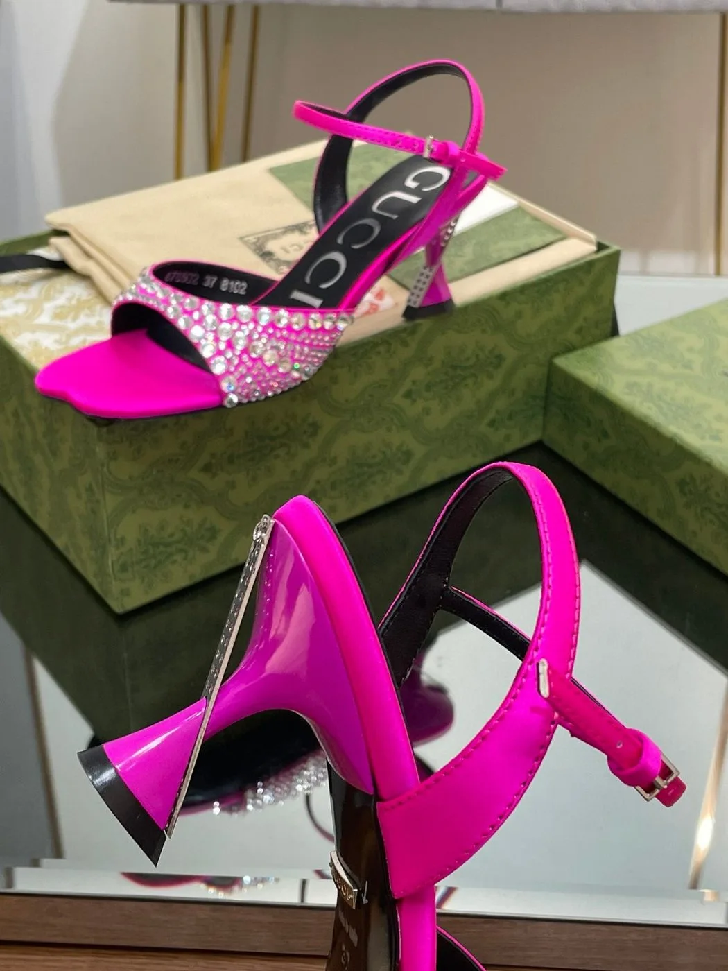 Alternative view of Gucci Sandal With Crystals Pink