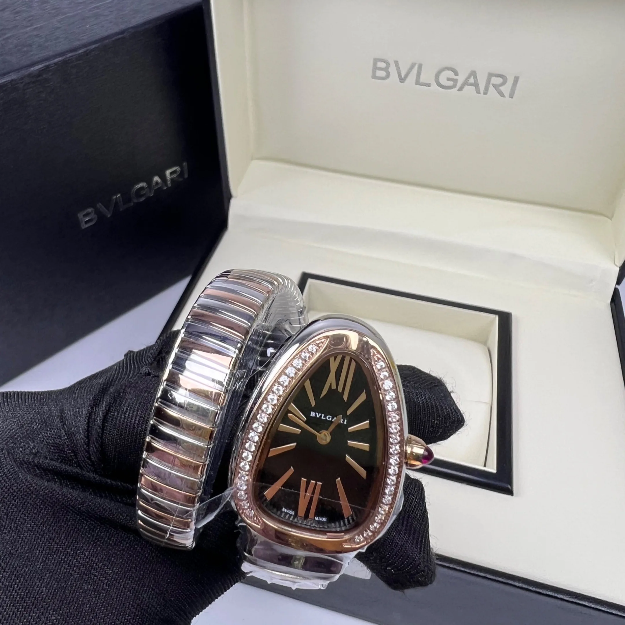 Bvlgari Serpenti Tubogas Watch Silver/Rose Gold Toned Black Dial - Image 8