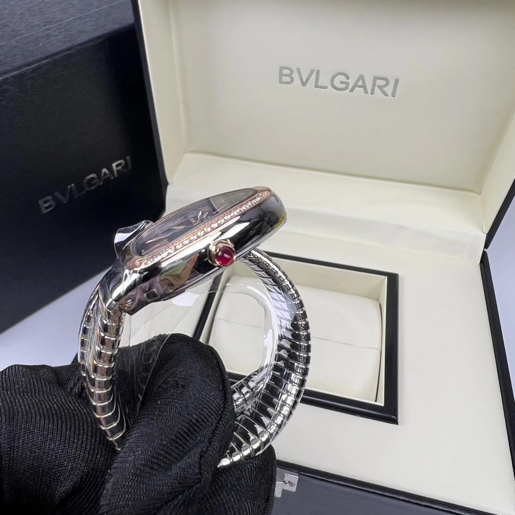 Bvlgari Serpenti Tubogas Watch Silver/Rose Gold Toned Black Dial - Image 9