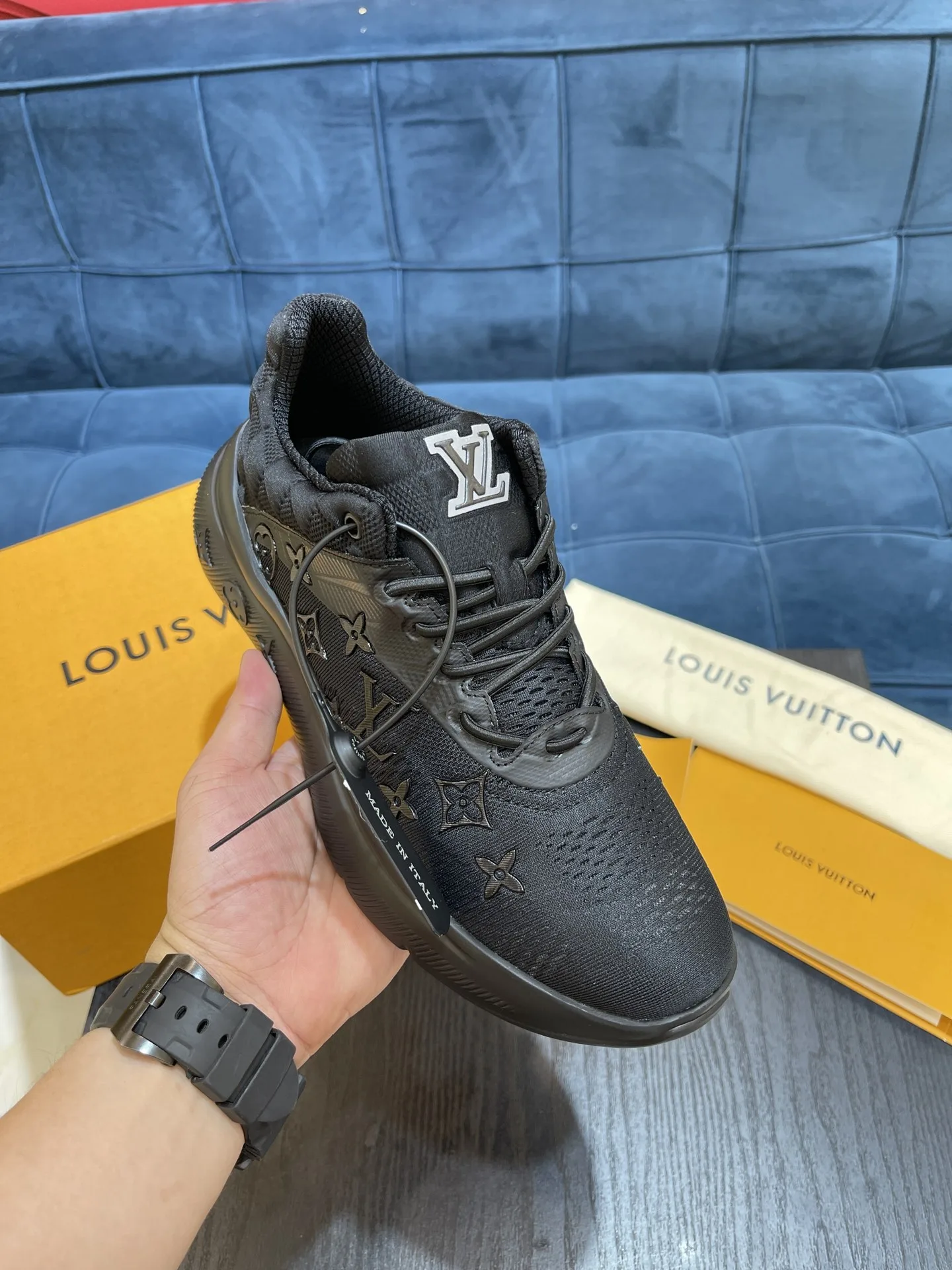 Louis Vuitton Show Up Sneaker Black 1A9JRO - Image 8