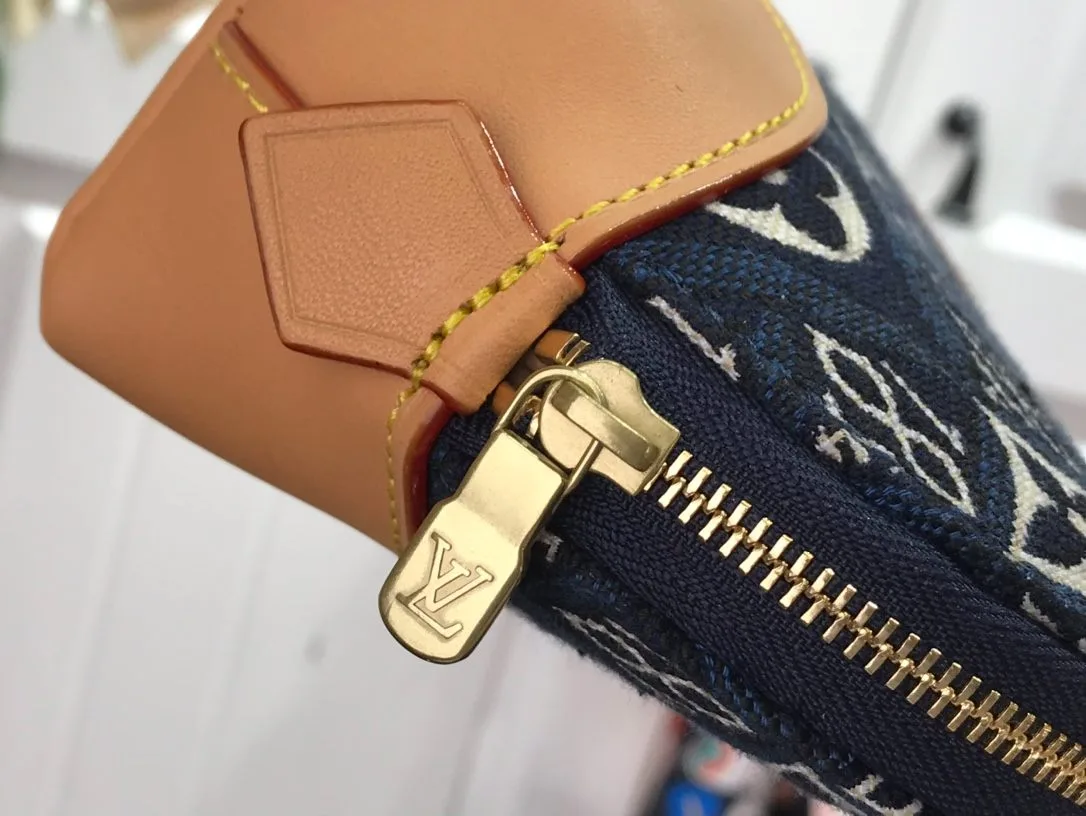 Louis Vuitton Since 1854 Pochette Cosmetique PM Bag Blue / - Image 5