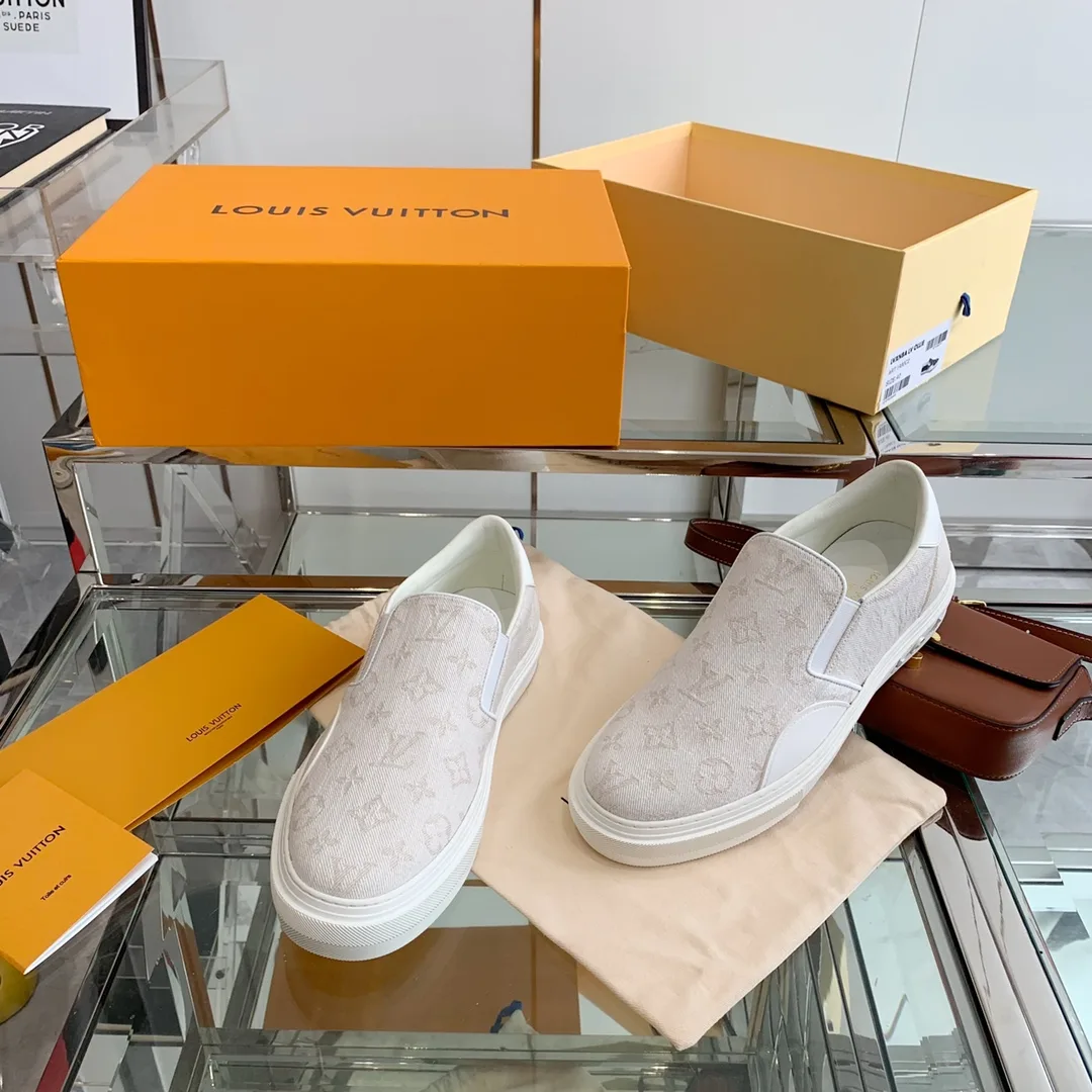 Alternative view of Louis Vuitton Women’s Trocadero Slip On White