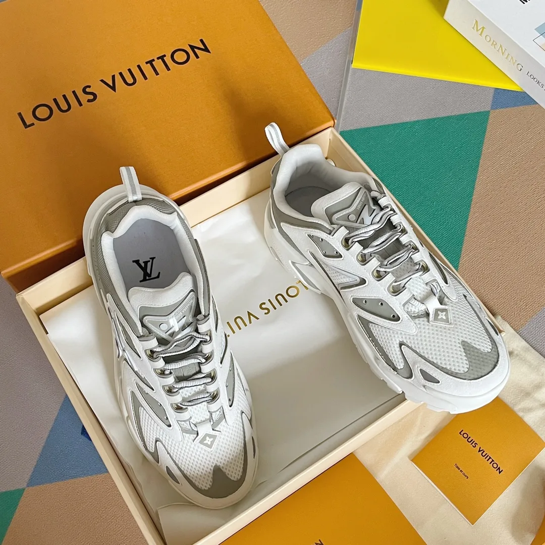 Louis Vuitton LV Runner Tatic Sneaker White LV 1A9TUZ