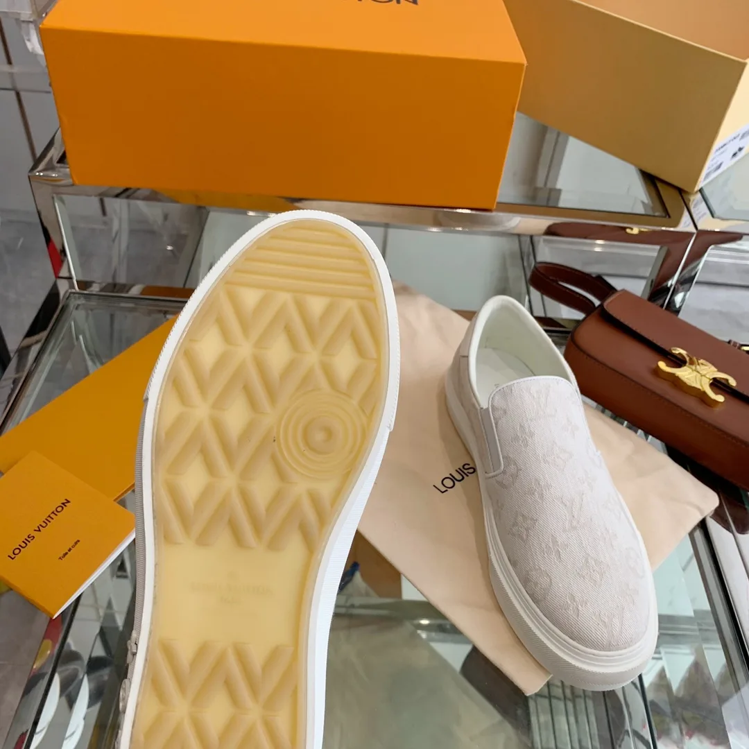 Louis Vuitton Women’s Trocadero Slip On White - Image 5