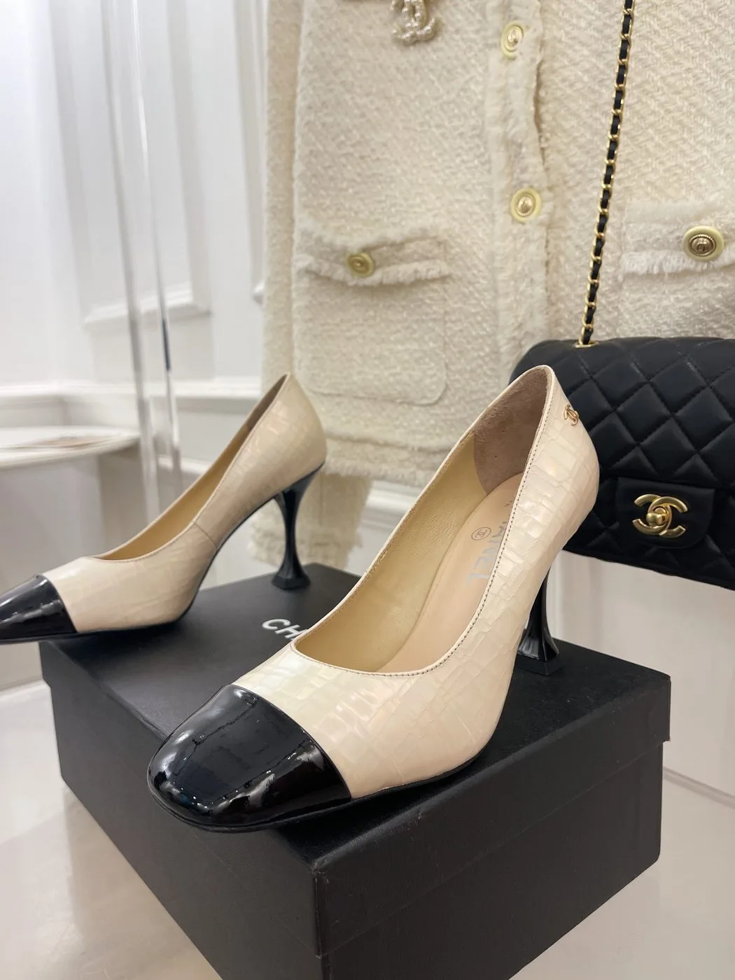 Chanel Women’s Pump & Grosgrain Beige - Image 3