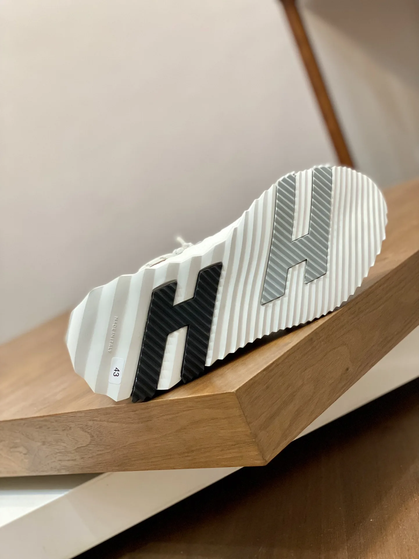 Hermes Sneakers Flex White - Image 2